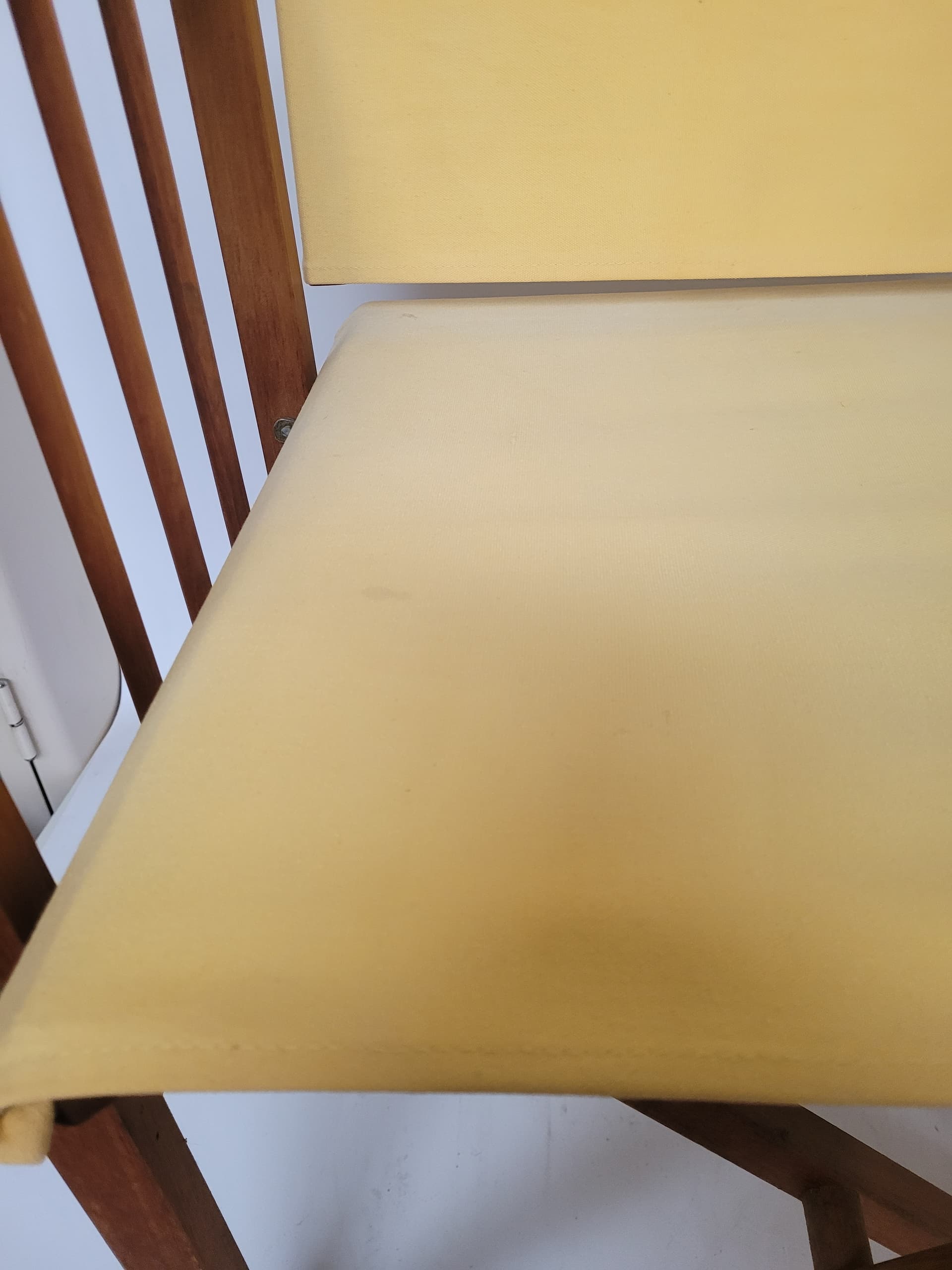 Folding director's chair, yellow fabric, brown wood, 1980s - 385084