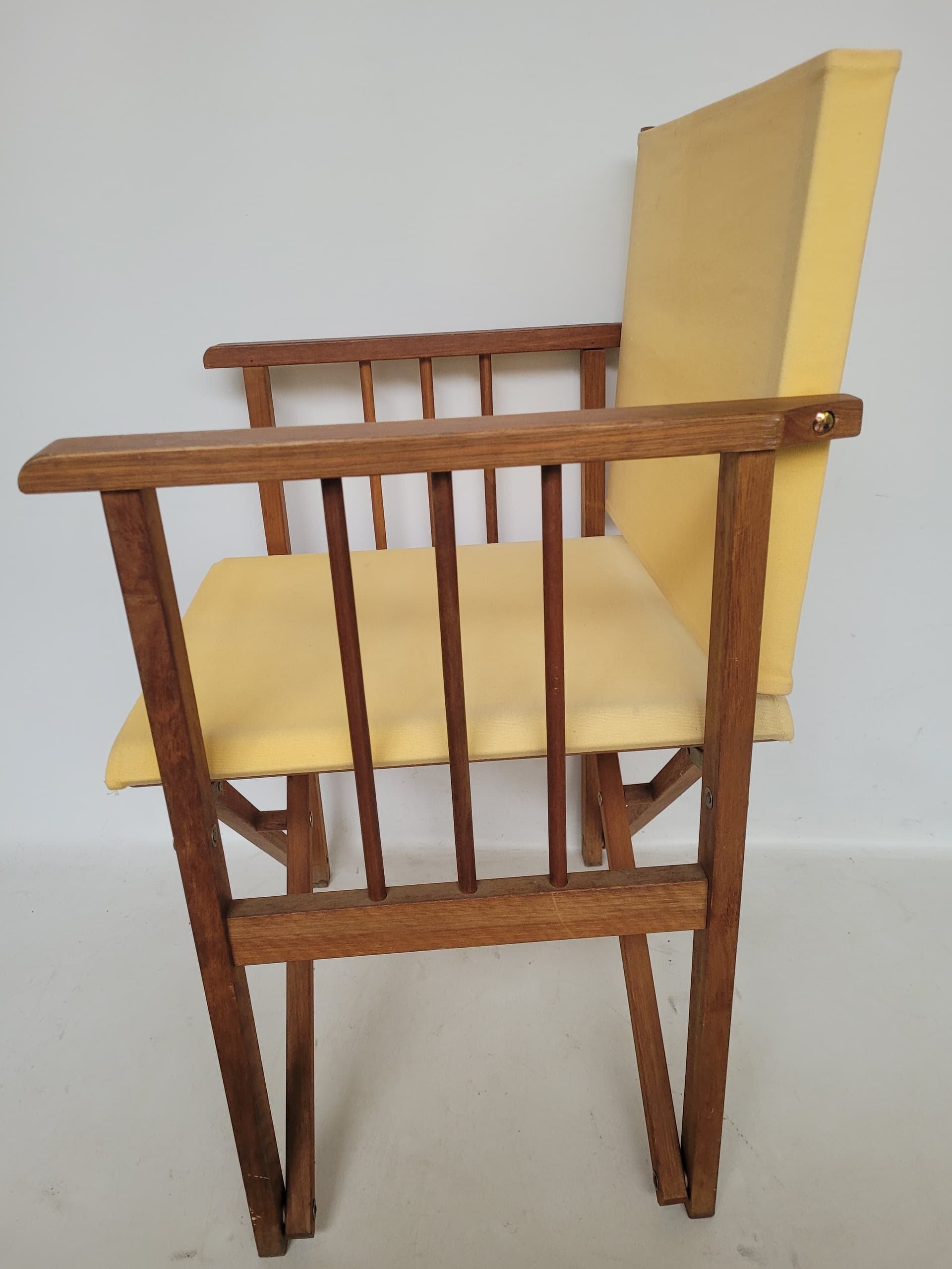 Folding director's chair, yellow fabric, brown wood, 1980s - 385082