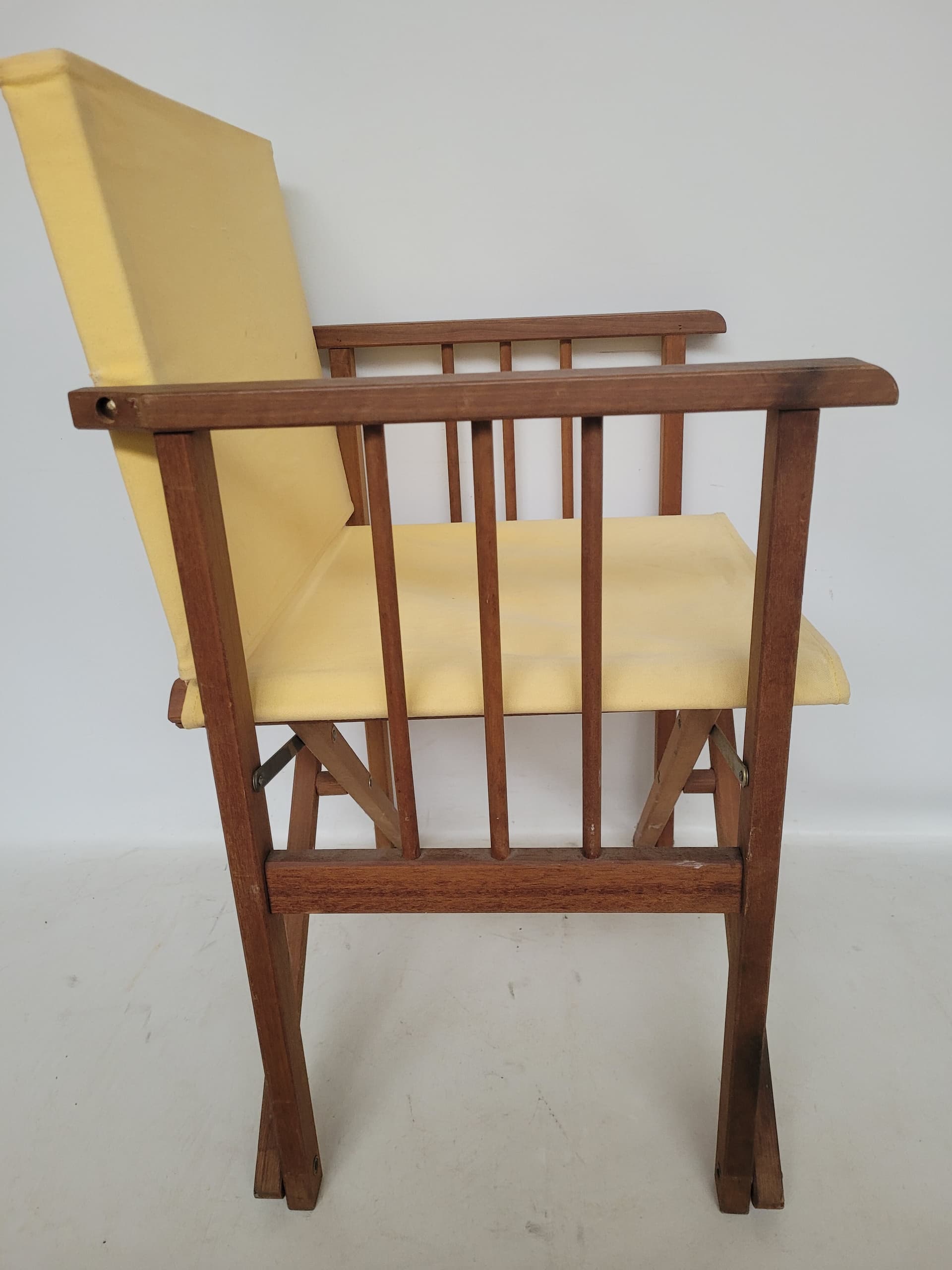 Folding director's chair, yellow fabric, brown wood, 1980s - 385088
