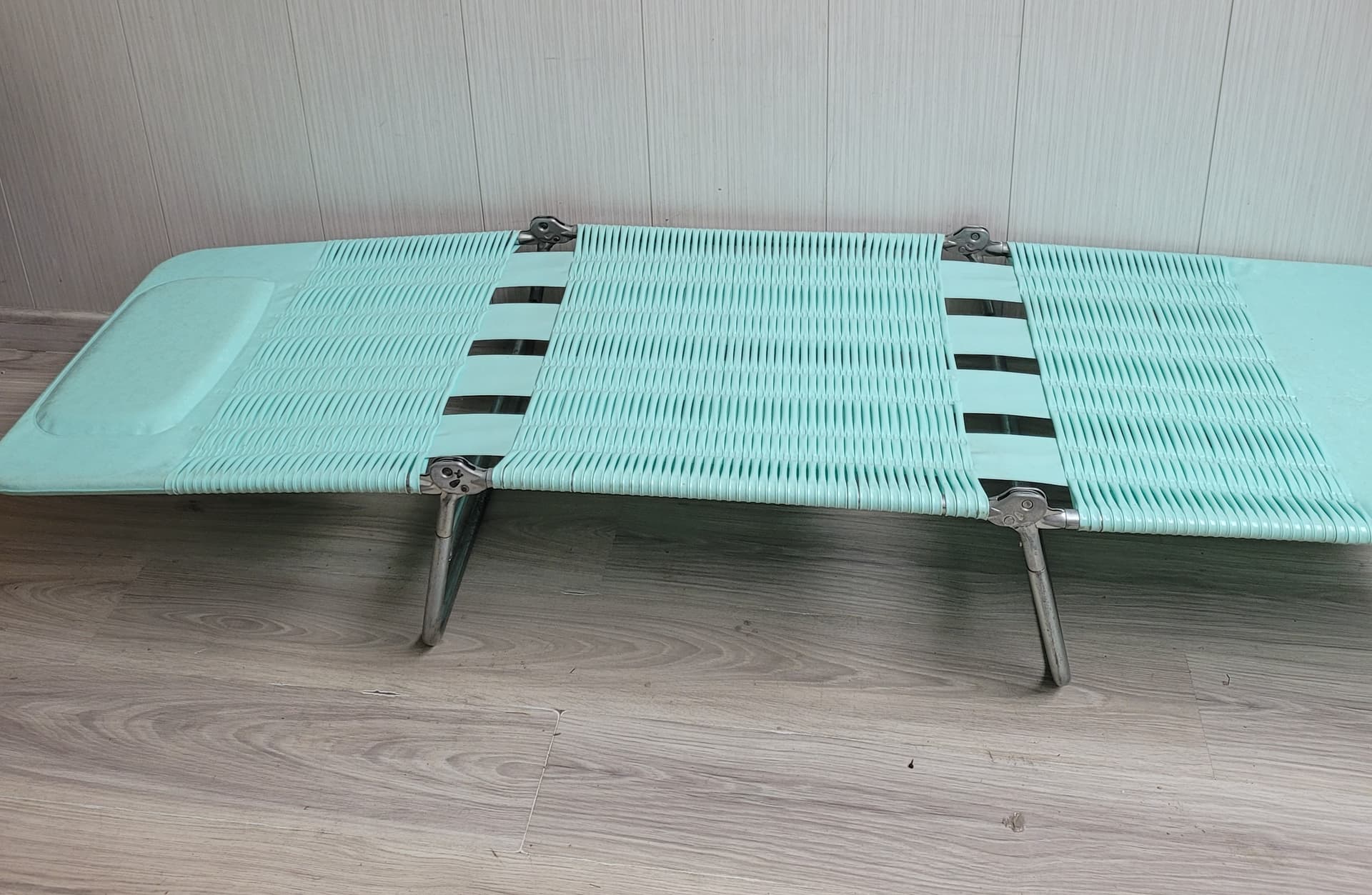 Leżak Spaghetti, mięta, metal, lata 70. - 385172
