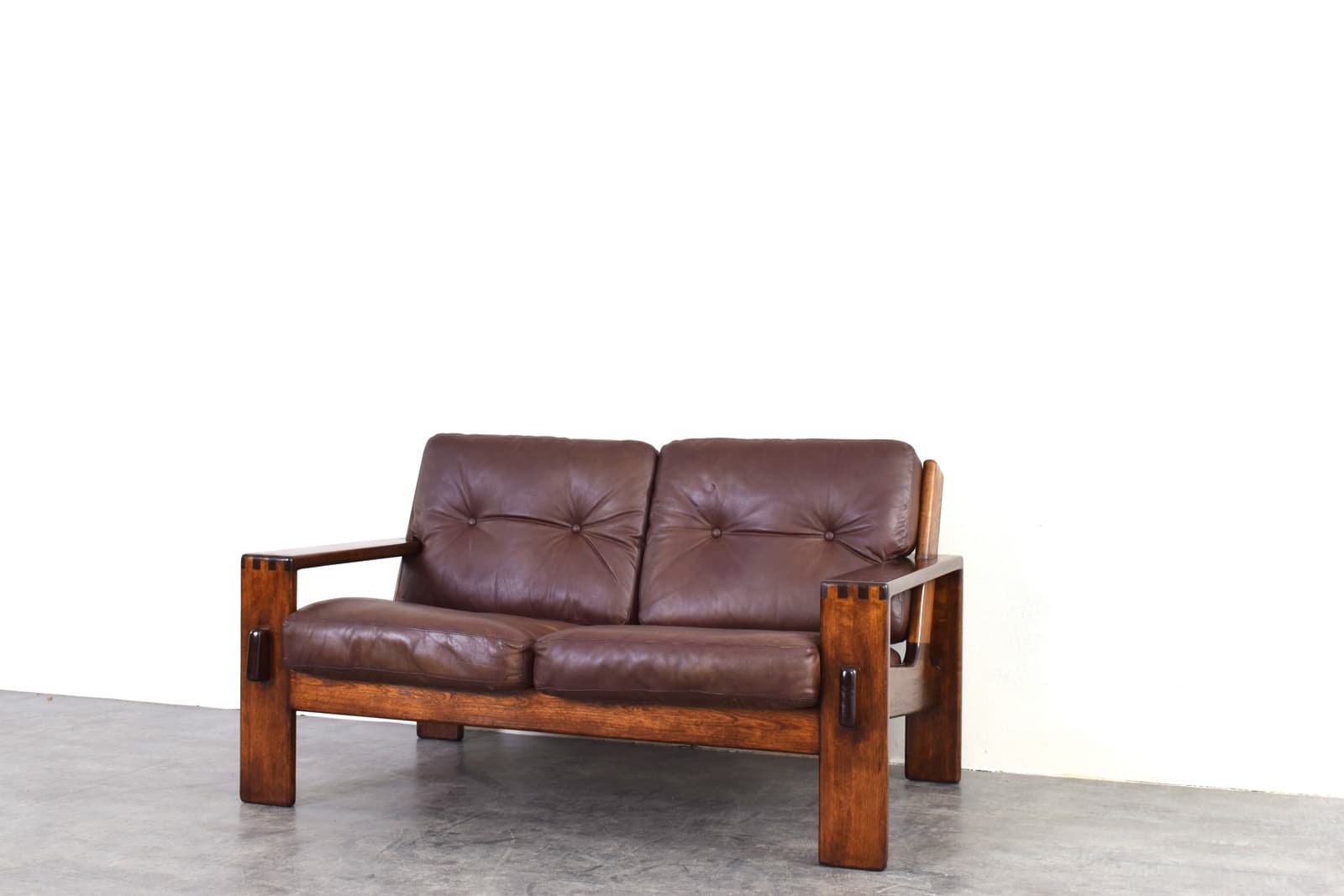 Sofa Bonanza, skóra ciemnobrązowa, dąb brązowy, proj. E. Pajamies, Asko, Finlandia, lata 60. - 385464