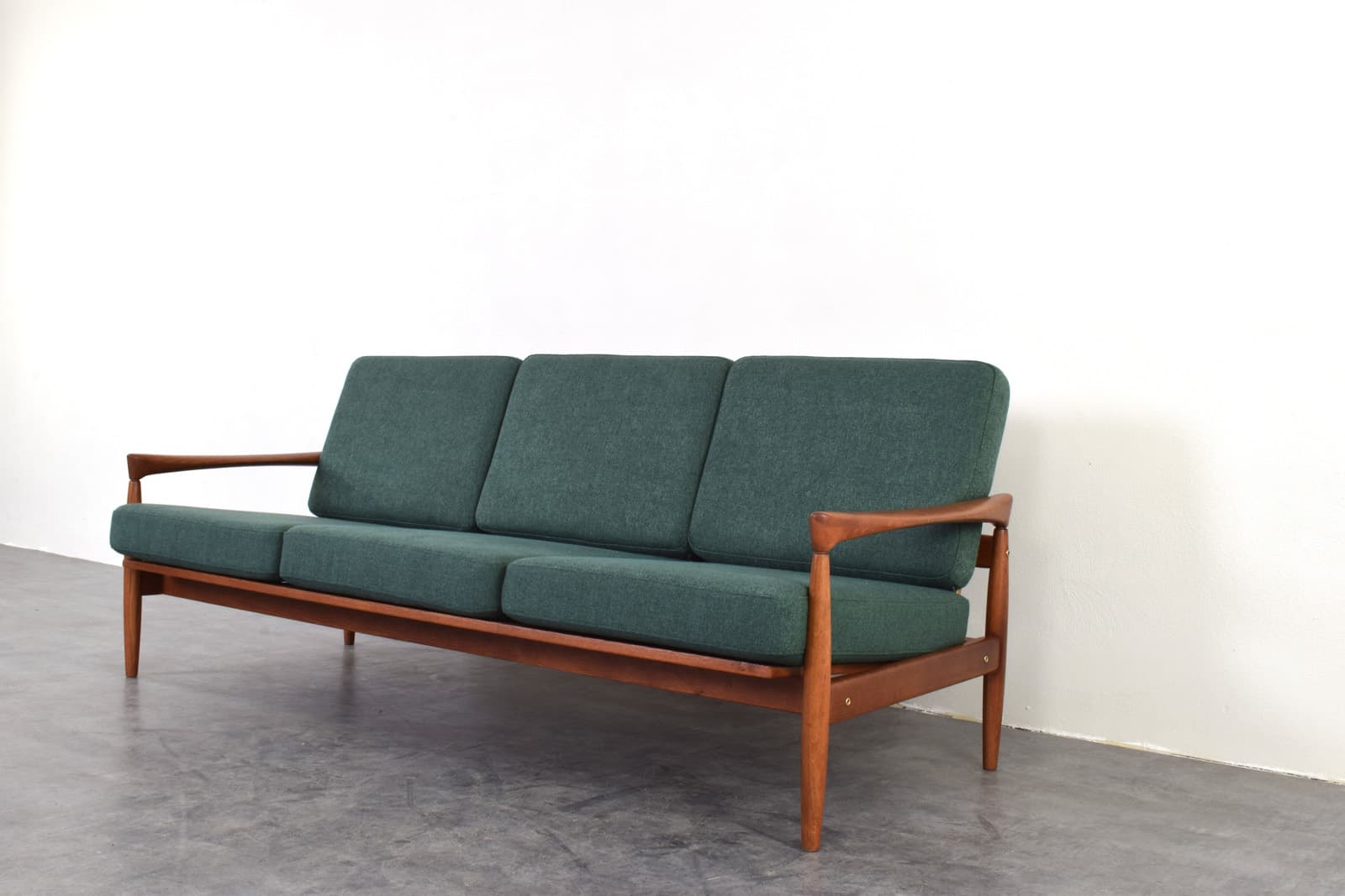 Sofa Kolding, green fabric, brown oak, by E. Wørts, Ikea, Sweden, 1960s. - 385527