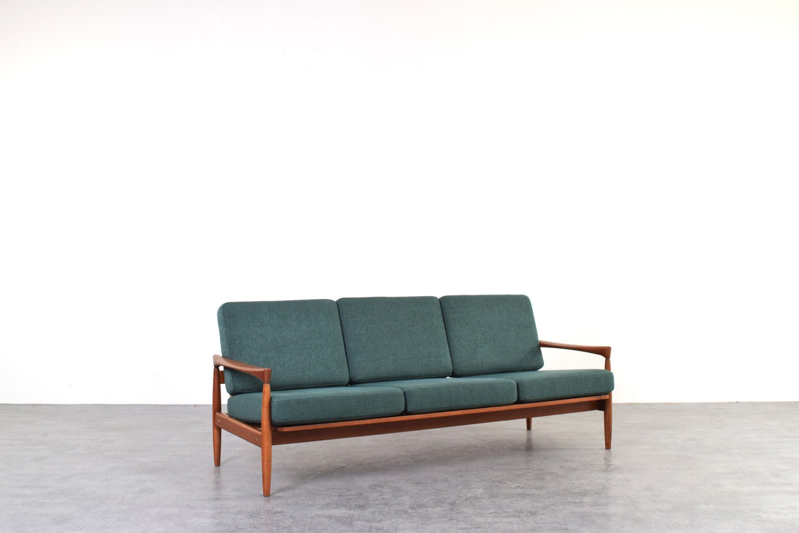 Sofa Kolding, green fabric, brown oak, by E. Wørts, Ikea, Sweden, 1960s. - 385517