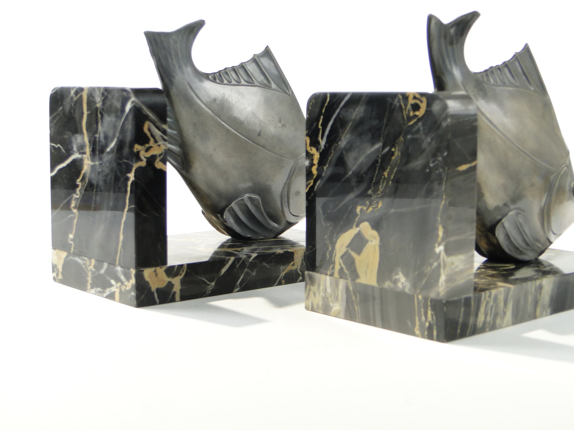Para podpórek do książek, Art déco, marmur czarny, metal srebrny, proj. M. Font, Francja, lata 30. - 385718