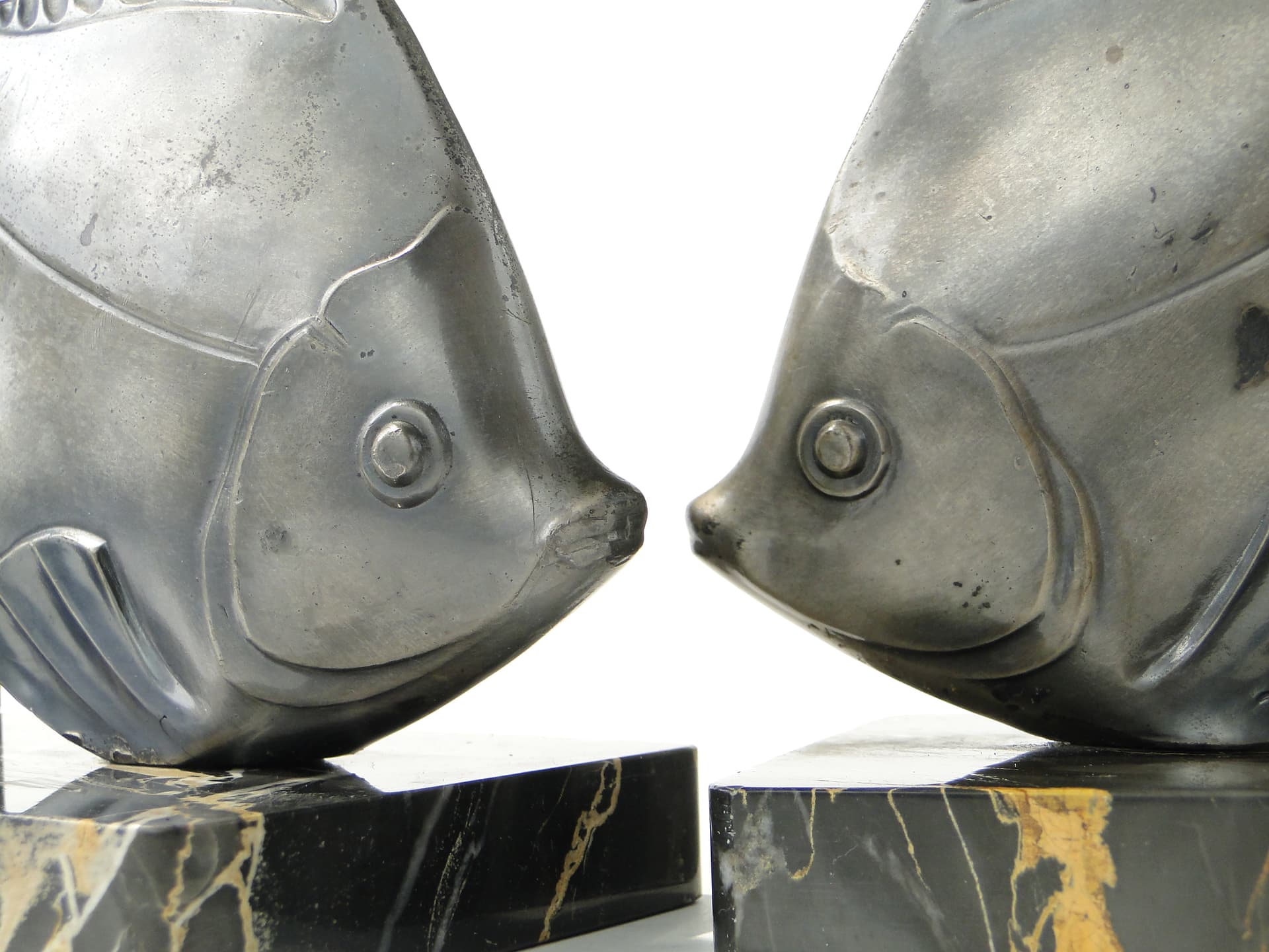 Para podpórek do książek, Art déco, marmur czarny, metal srebrny, proj. M. Font, Francja, lata 30. - 385721