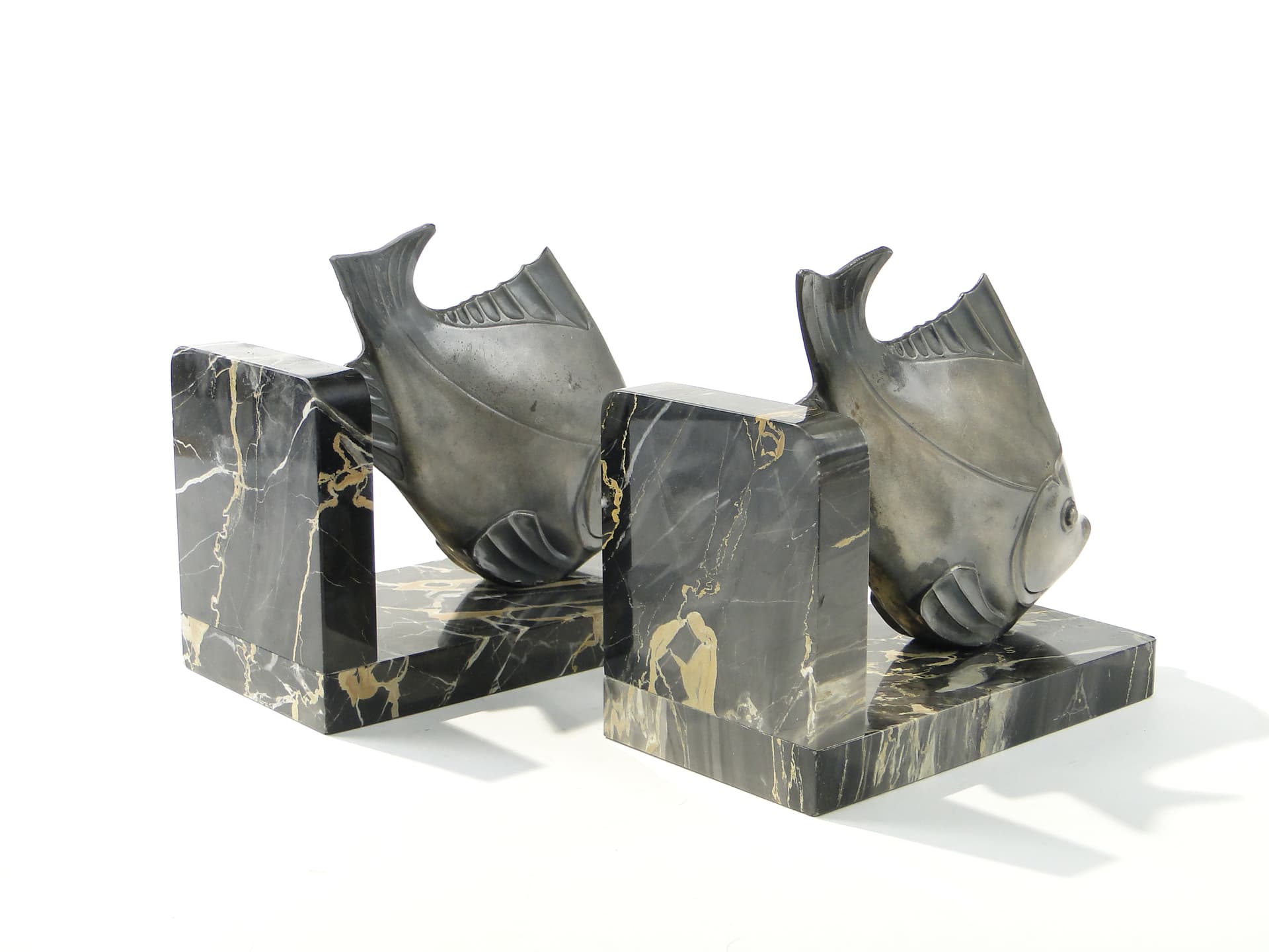 Para podpórek do książek, Art déco, marmur czarny, metal srebrny, proj. M. Font, Francja, lata 30. - 385728