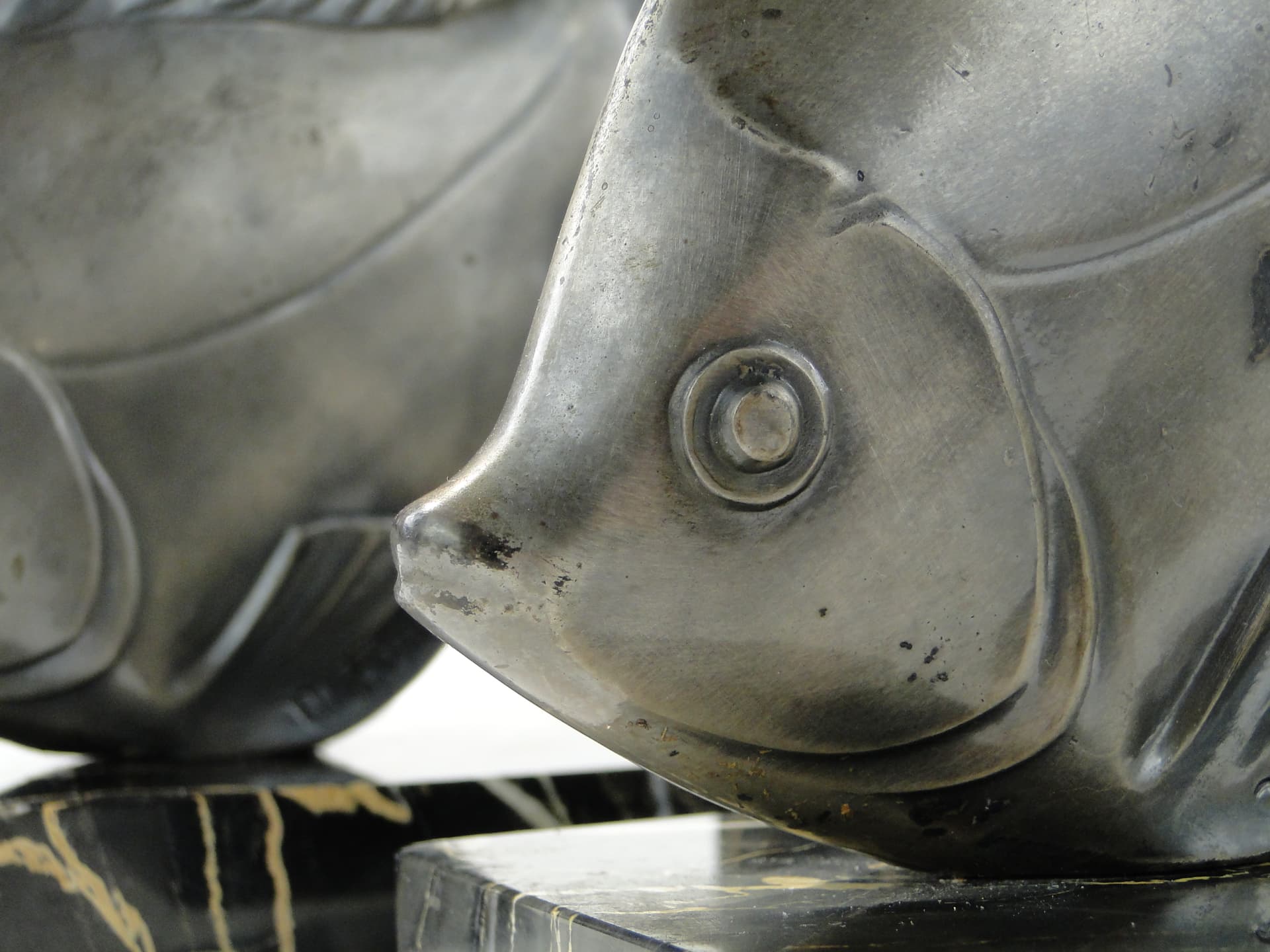 Para podpórek do książek, Art déco, marmur czarny, metal srebrny, proj. M. Font, Francja, lata 30. - 385726