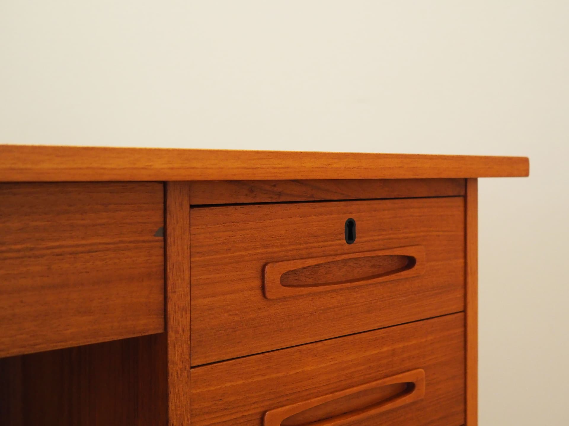 Desk, orange teak, Denmark, 1960s - 66066