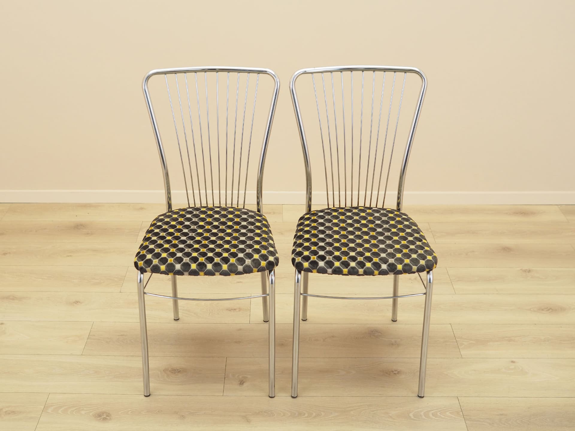 Set of chairs, fan-shaped backrest, chrome metal, black yellow beige fabric, Denmark, 1980s. - 387687