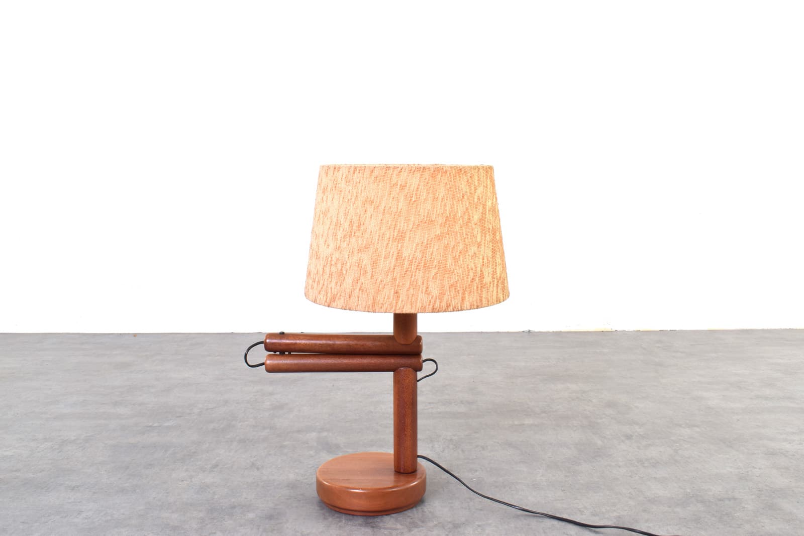 Lampka stołowa, teak brązowy, tkanina beżowa, Dania, lata 60. - 387803