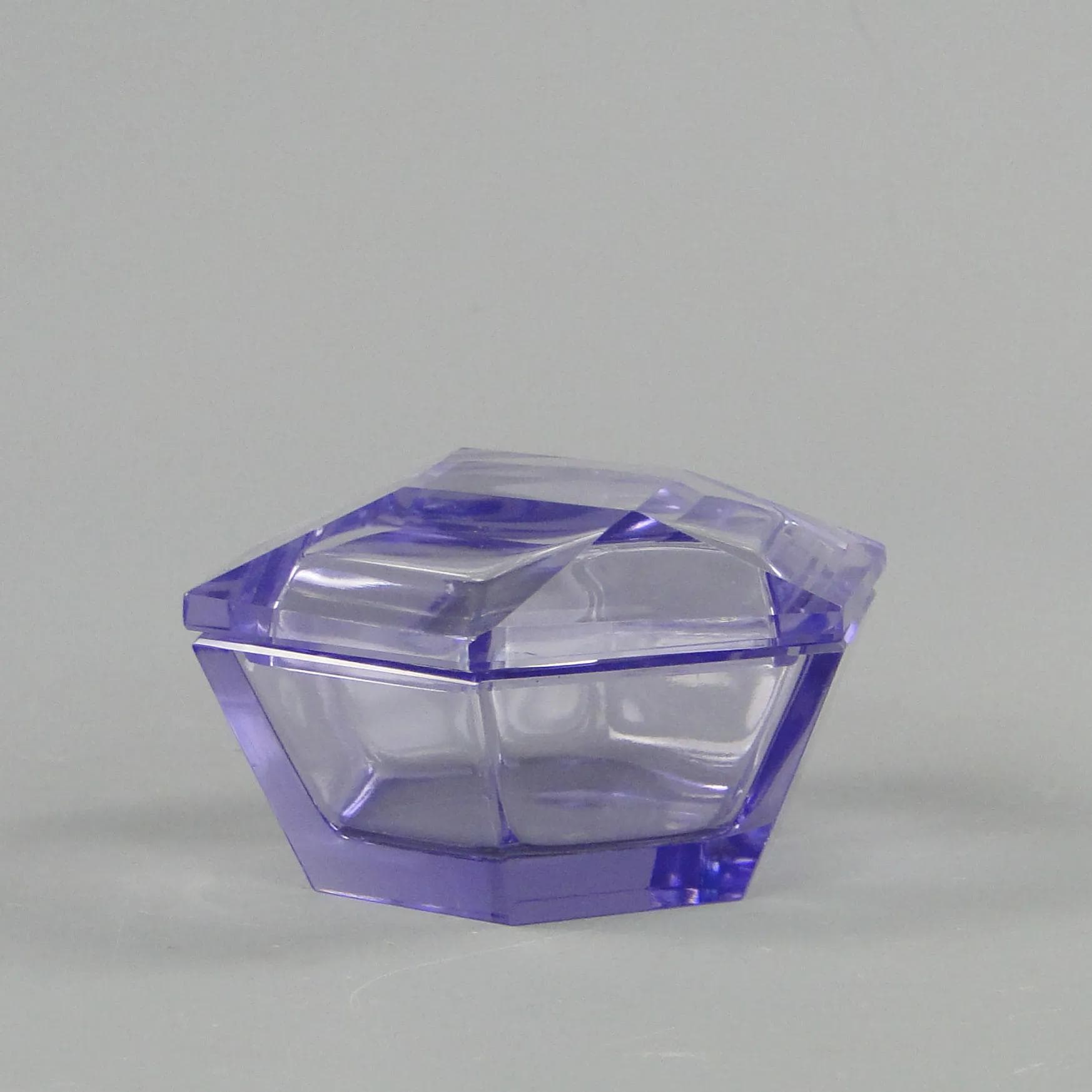 Bonbonniere, transparent purple crystal, Moser, Czech Republic, 1960s. - 387835