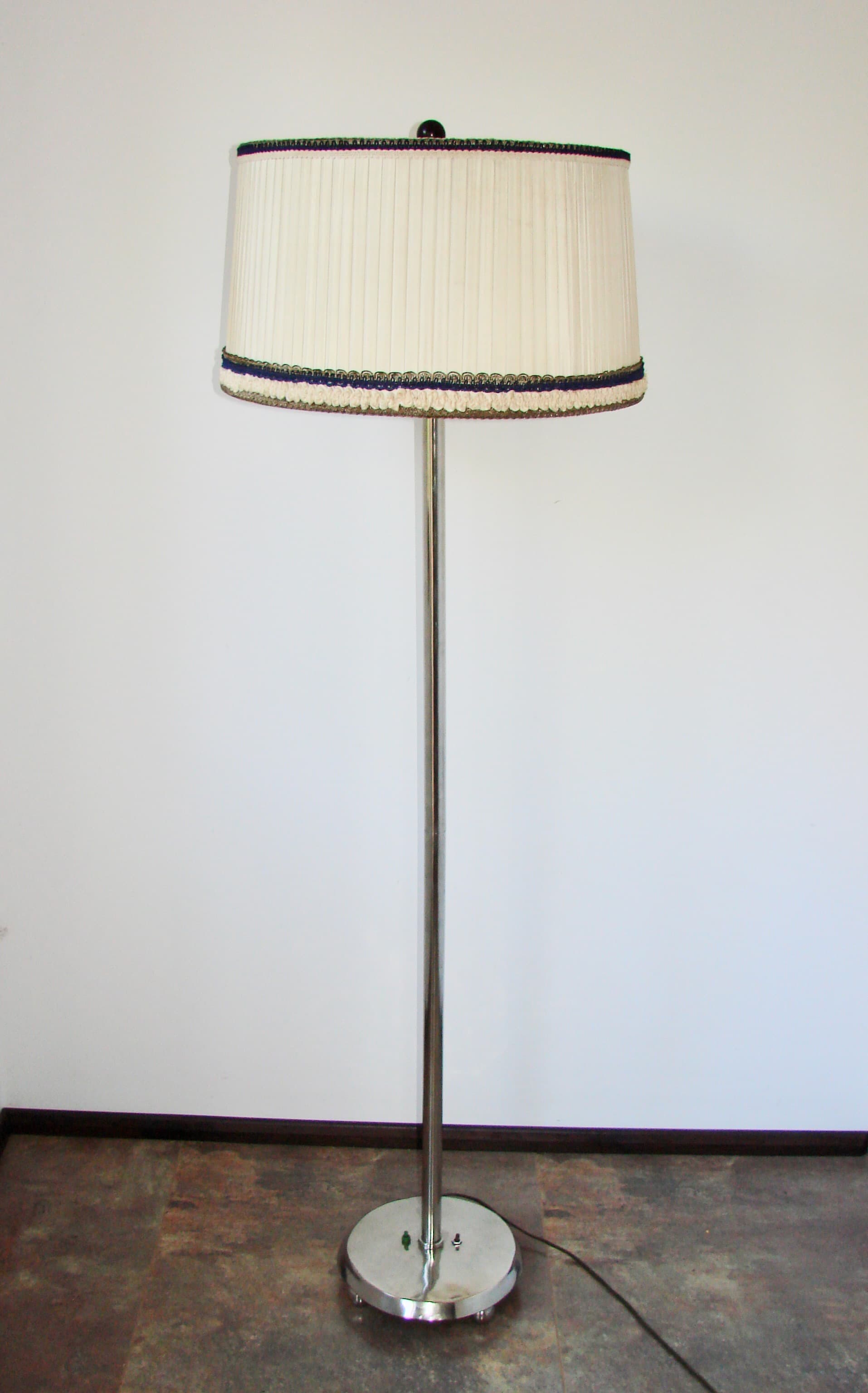 Lampa podłogowa Art Deco, niklowana stal, tkanina, lata 30. - 388049