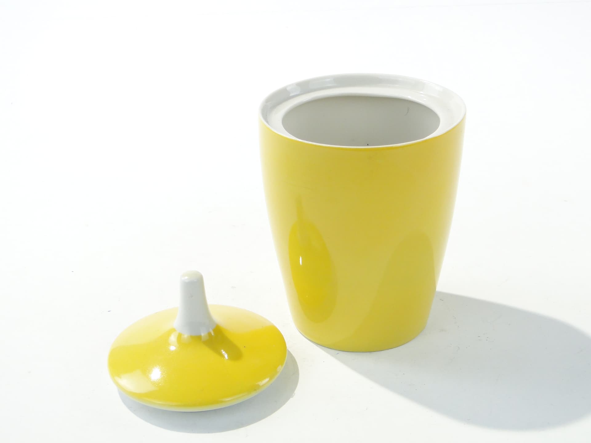Sugar Bowl Goplana, yellow white porcelain, by W. Potacki, Ćmielów, Poland, 1950s - 388094