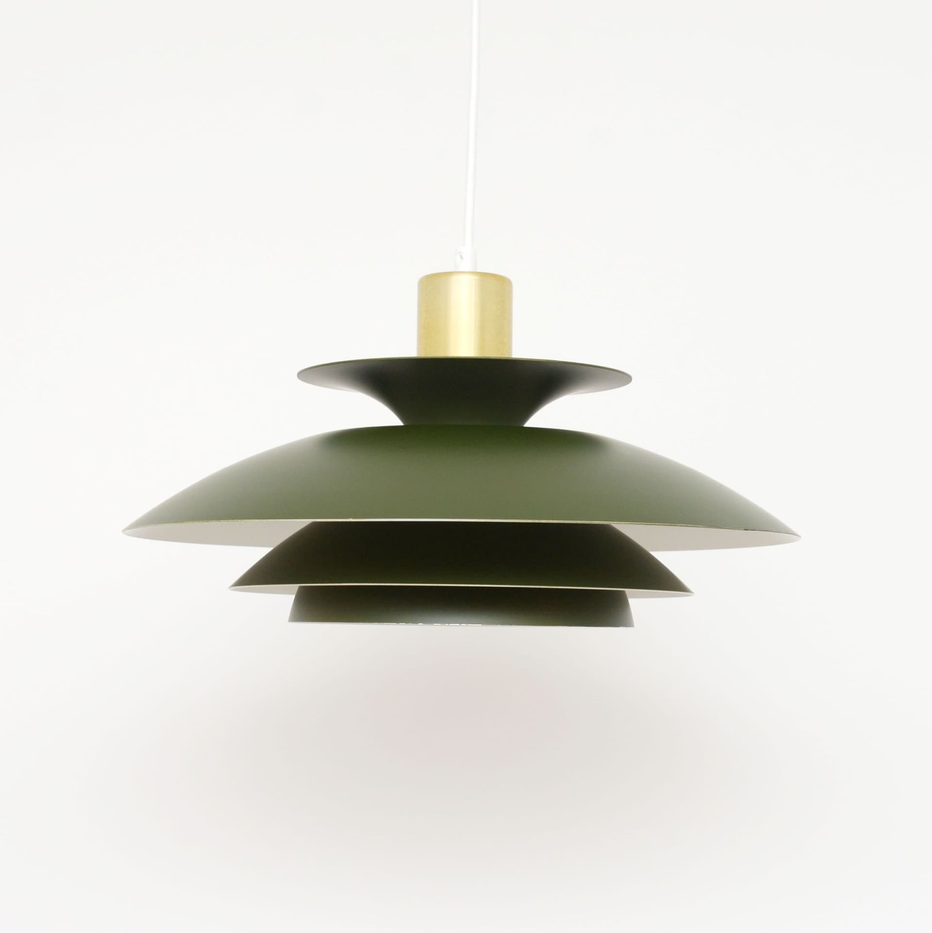 Lampa wisząca, zielony metal, mosiądz złoty, Dania, lata 70. - 388155