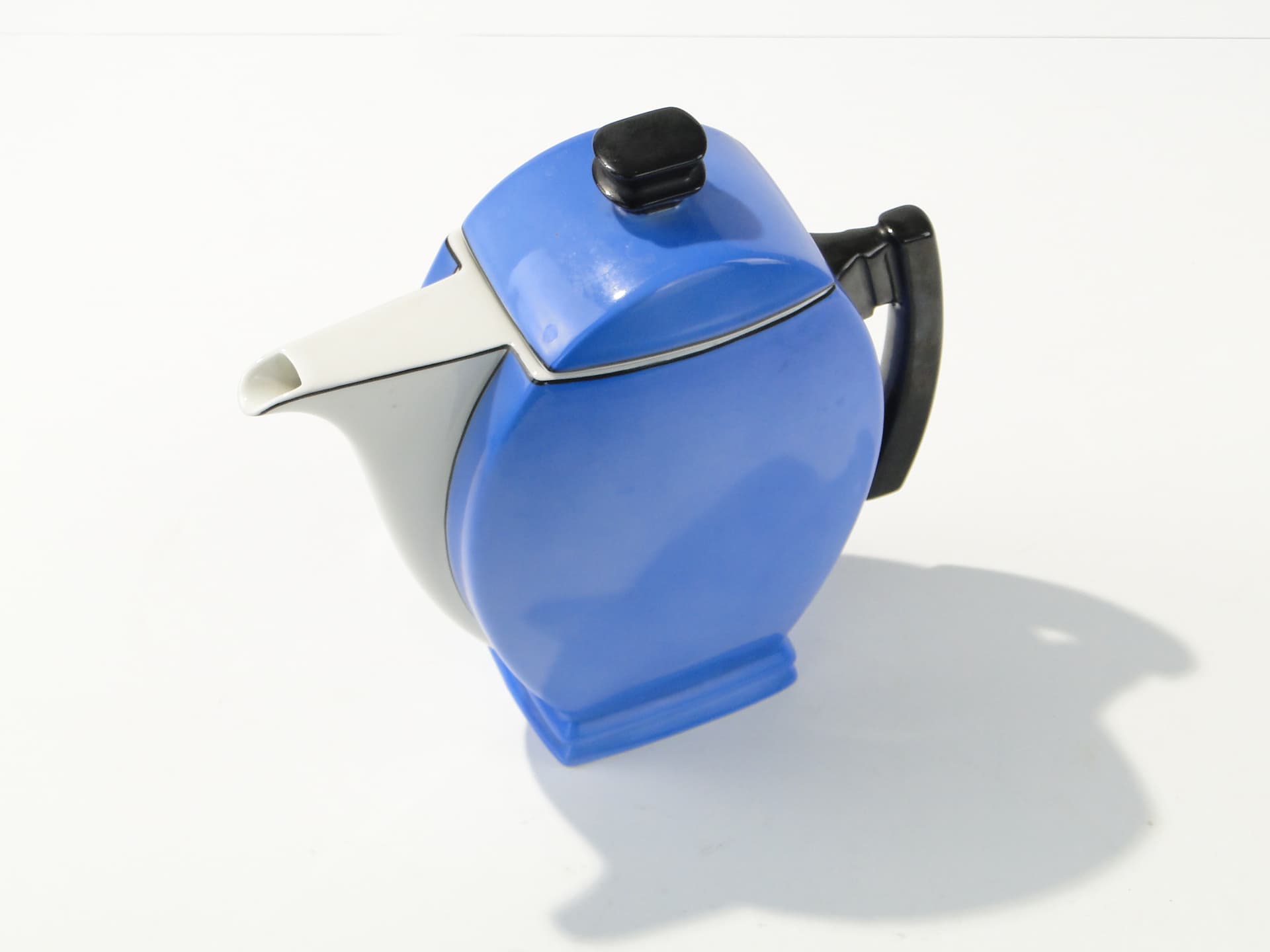 Coffee pot Płaski, blue white black, porcelain, Ćmielów, Poland, 1930s. - 388205