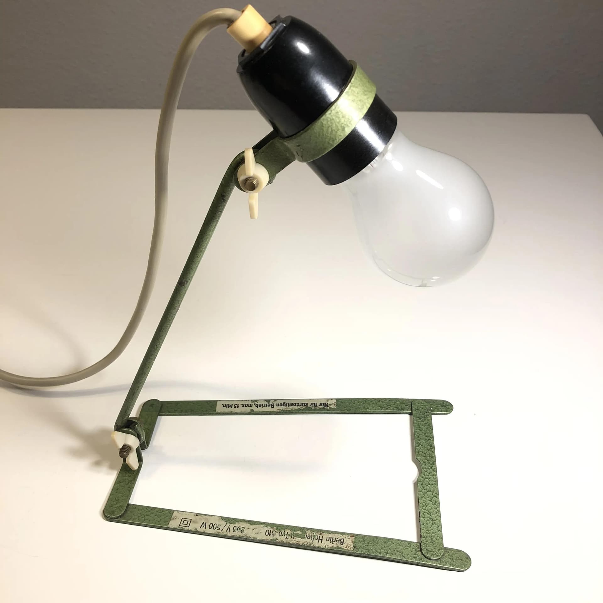 Lampa biurkowa, oliwkowy, metal bakelit, Niemcy, lata 60. - 28508