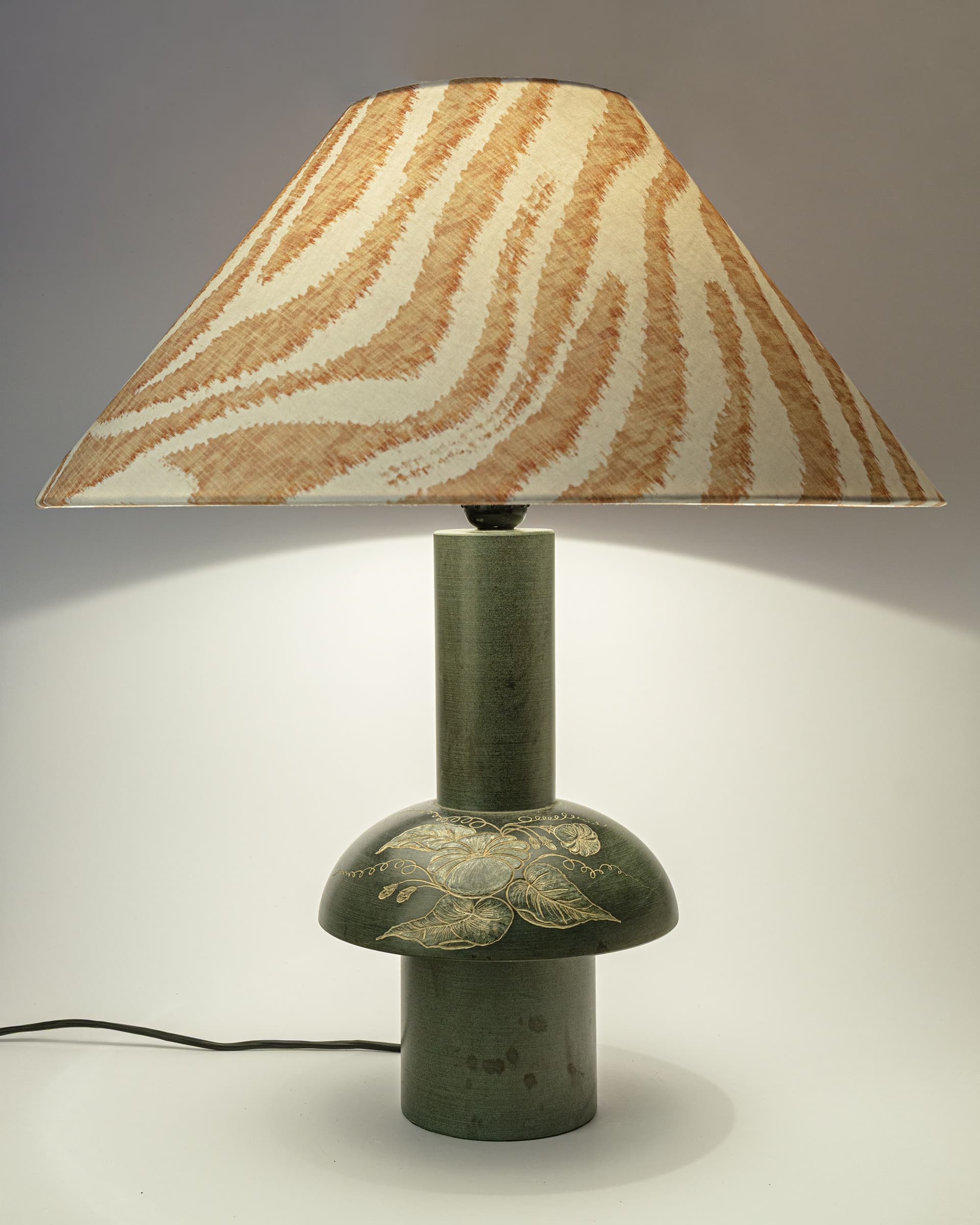 Lampa stołowa Mid Century, kamień szary, tkanina beżowy biały, Włochy, lata 80. - 388260