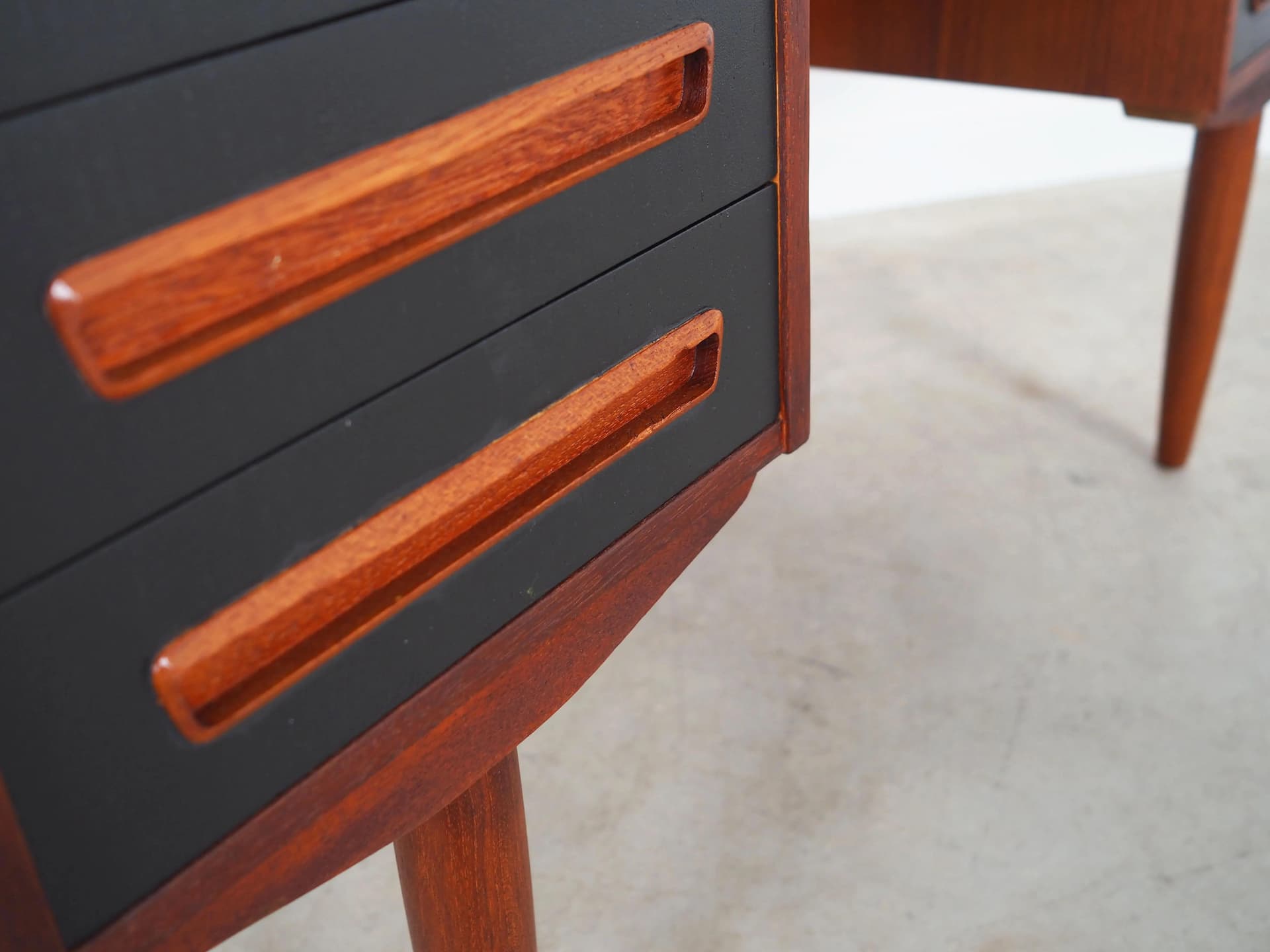 Desk, brown teak, Denmark, 1970s. - 28641
