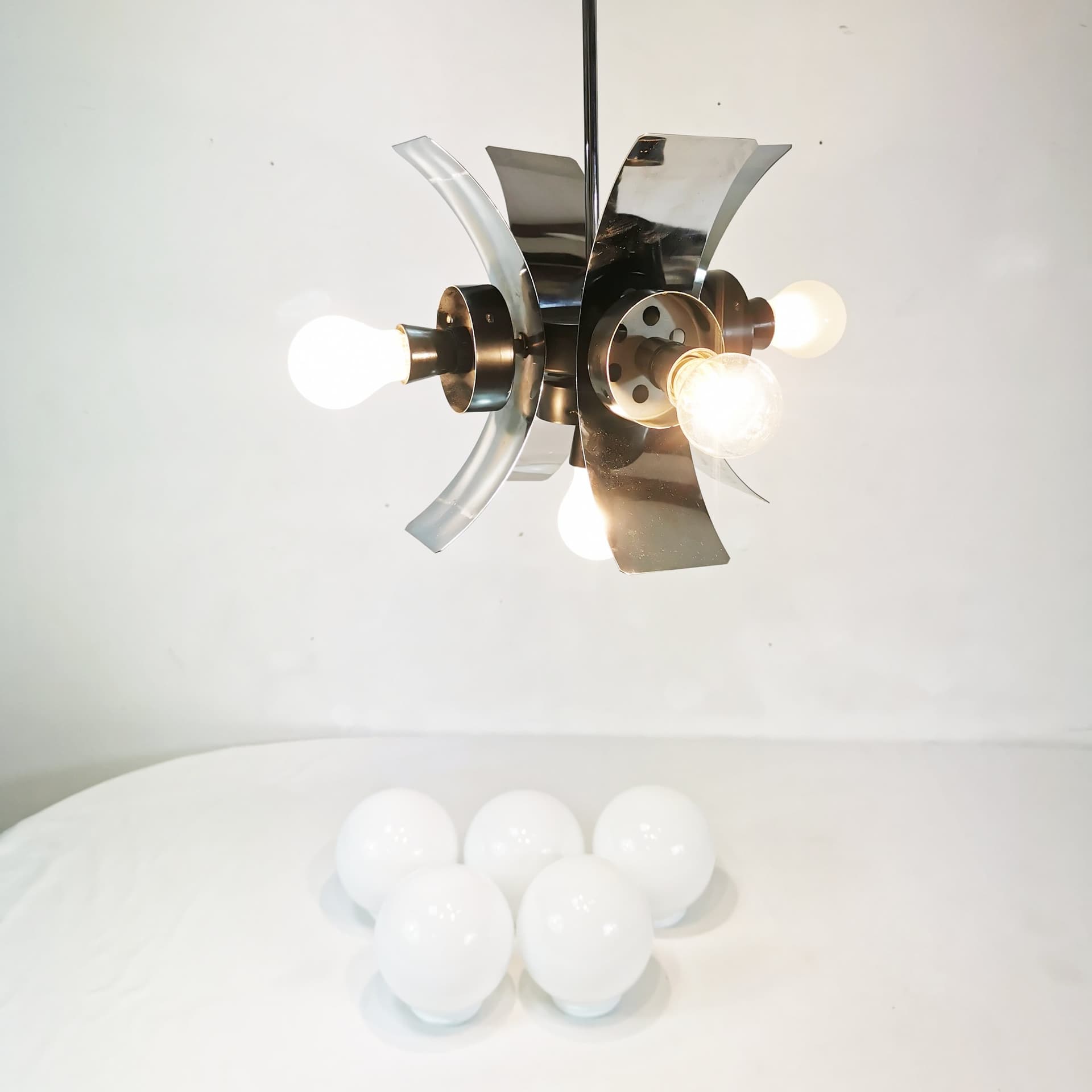 Chandelier Space Age, silver chrome steel, white glass, by J. Hůrka, Napako, Czechoslovakia, 1960s. - 388380