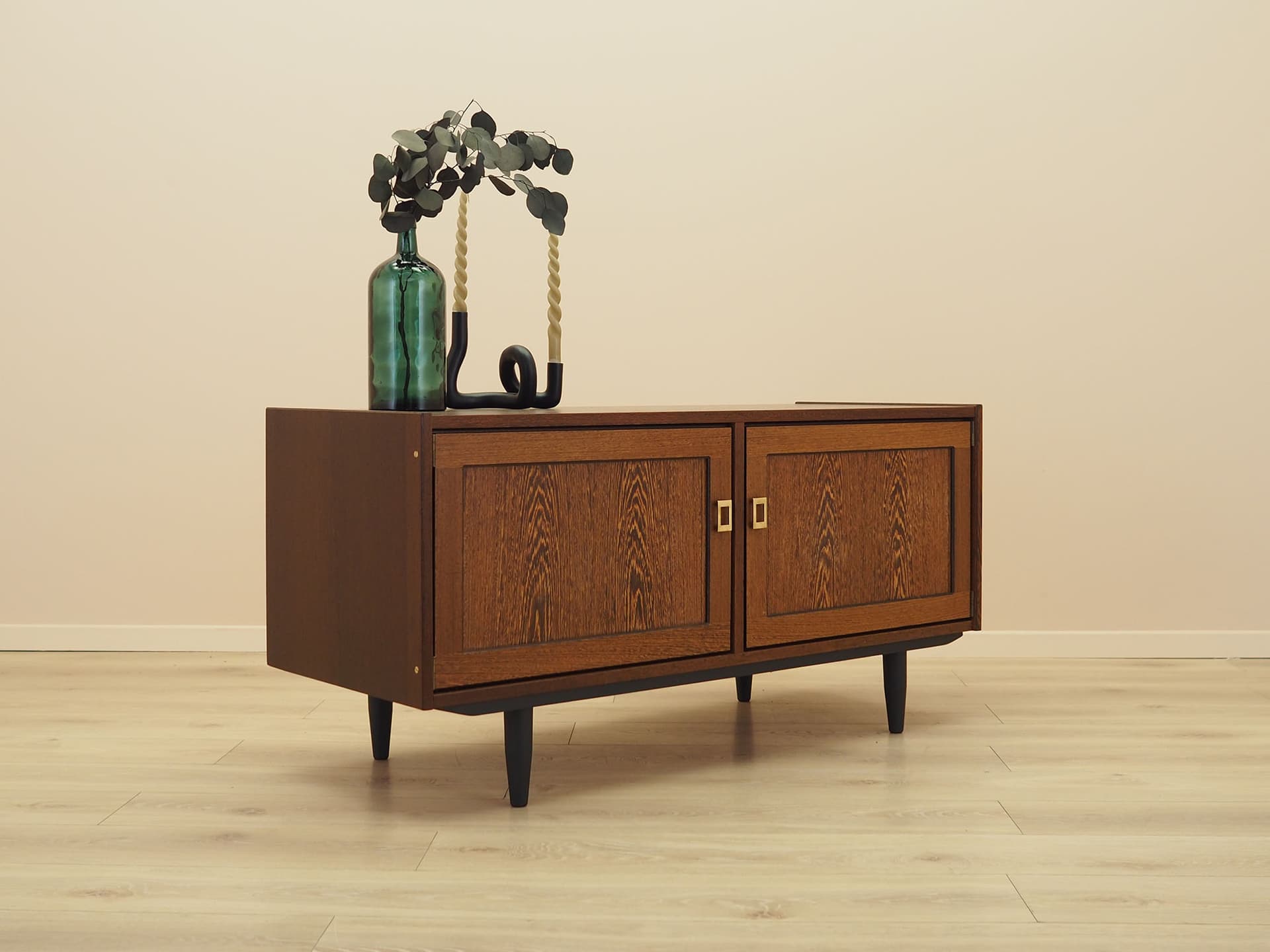 Szafka Danish Modern, dąb brązowy, nogi czarne, Dania, lata 70. - 388400