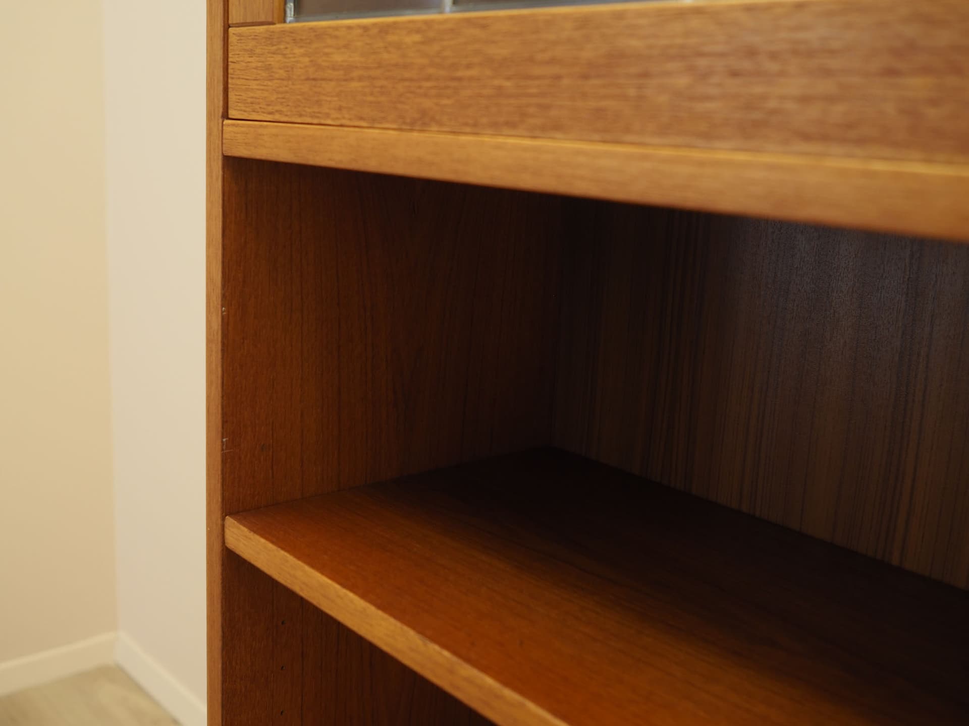 Biblioteczka, teak brązowy pomarańczowy, Dania, lata 70. - 388432
