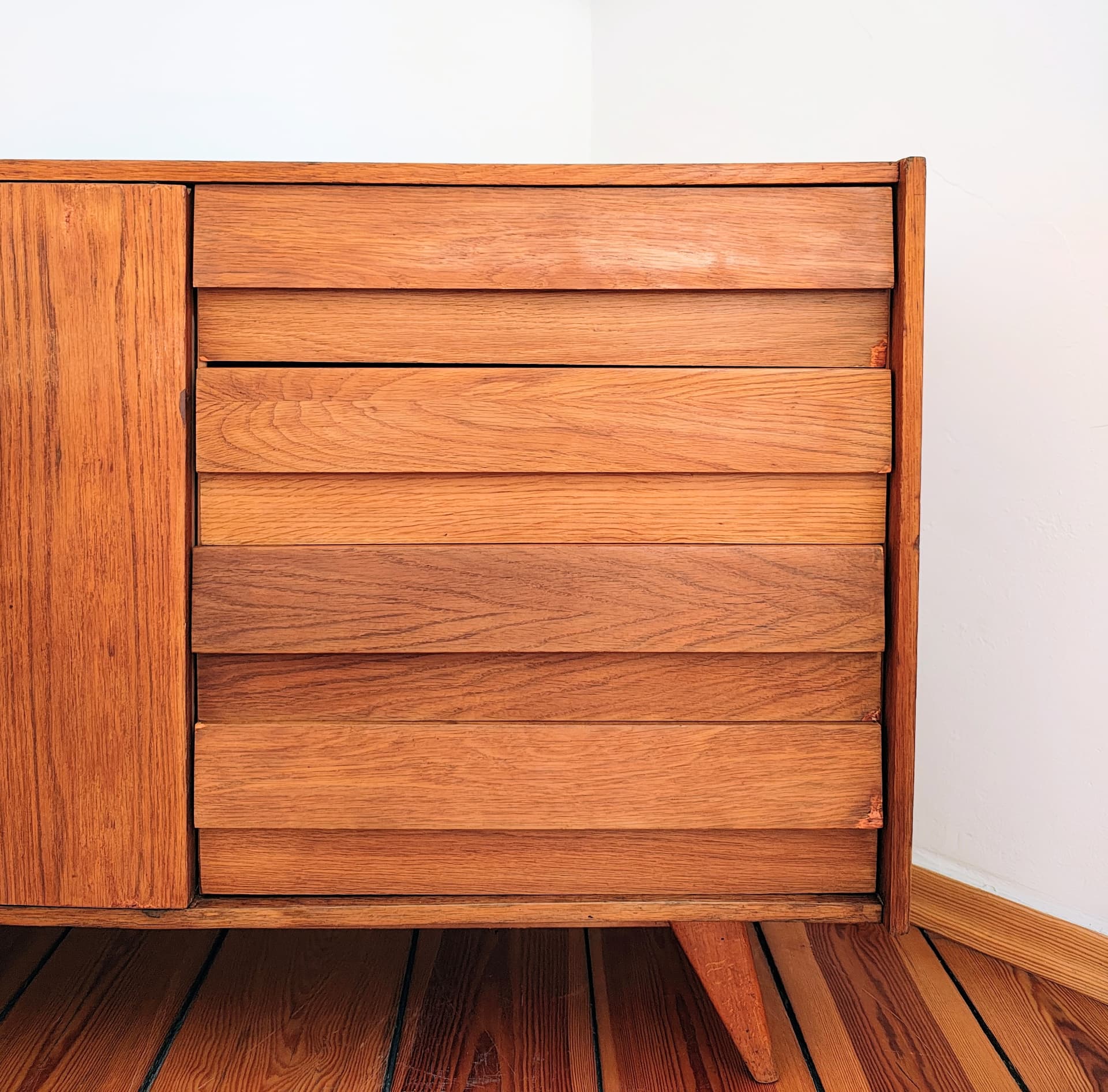 Sideboard, brown walnut, by J. Jiroutek, Interier Praha, Czechoslovakia, 1960s. - 388578