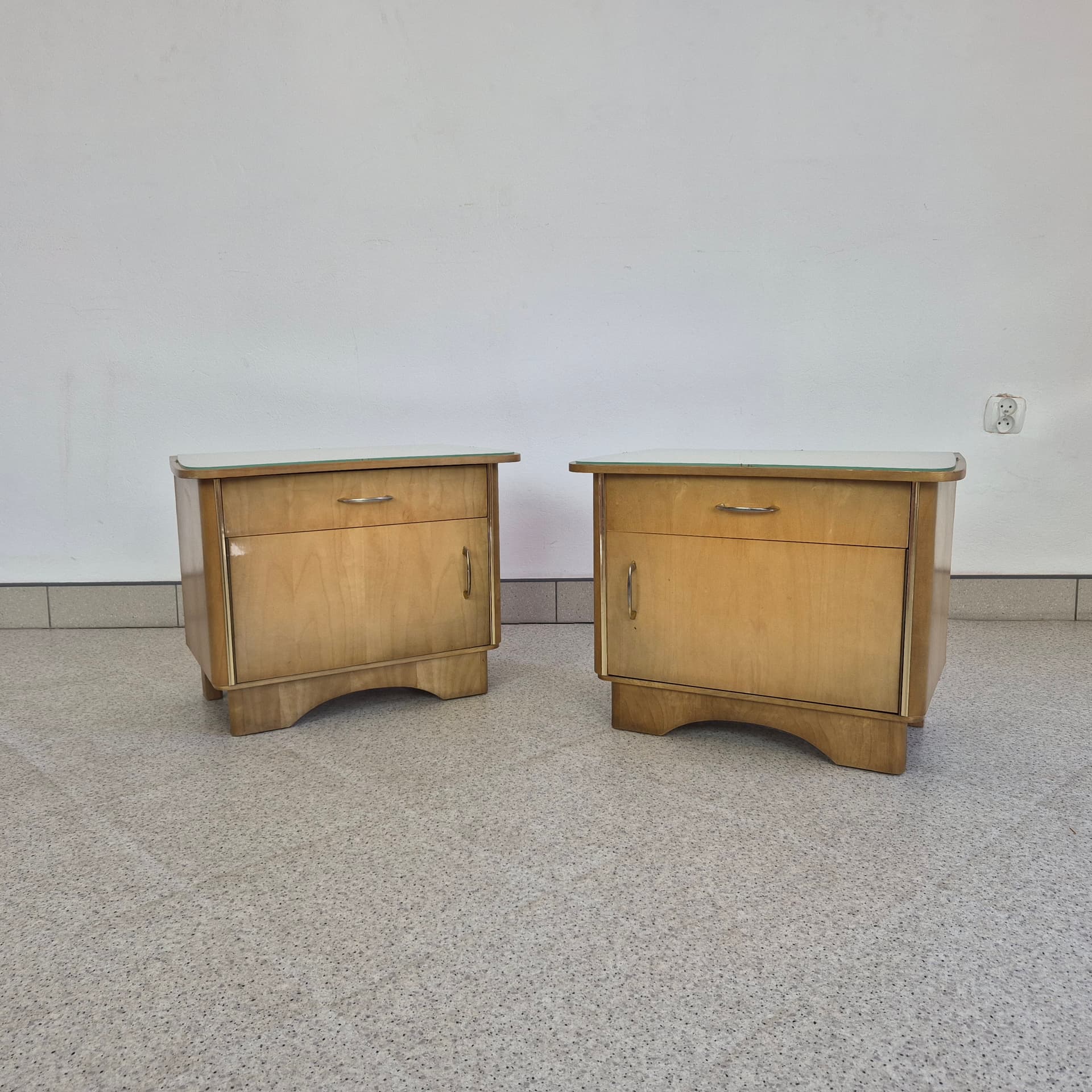 Pair of bedside cabinets, brown veneer, glass, silver metal, Germany, 1960s. - 388613