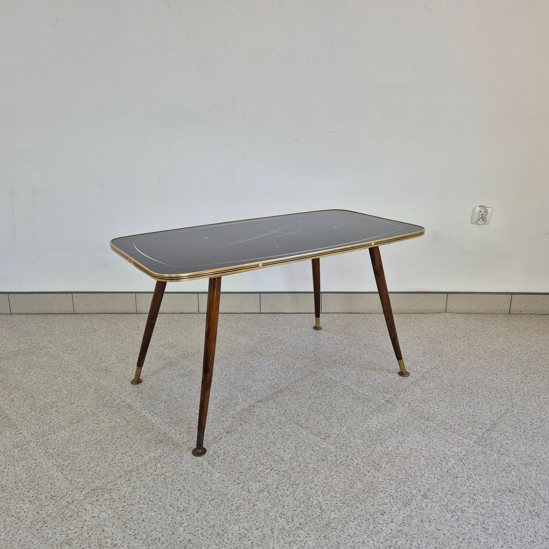 Coffee Table Rockabilly, black glass, brown wood, gold brass, Germany, 1960s. - 388658
