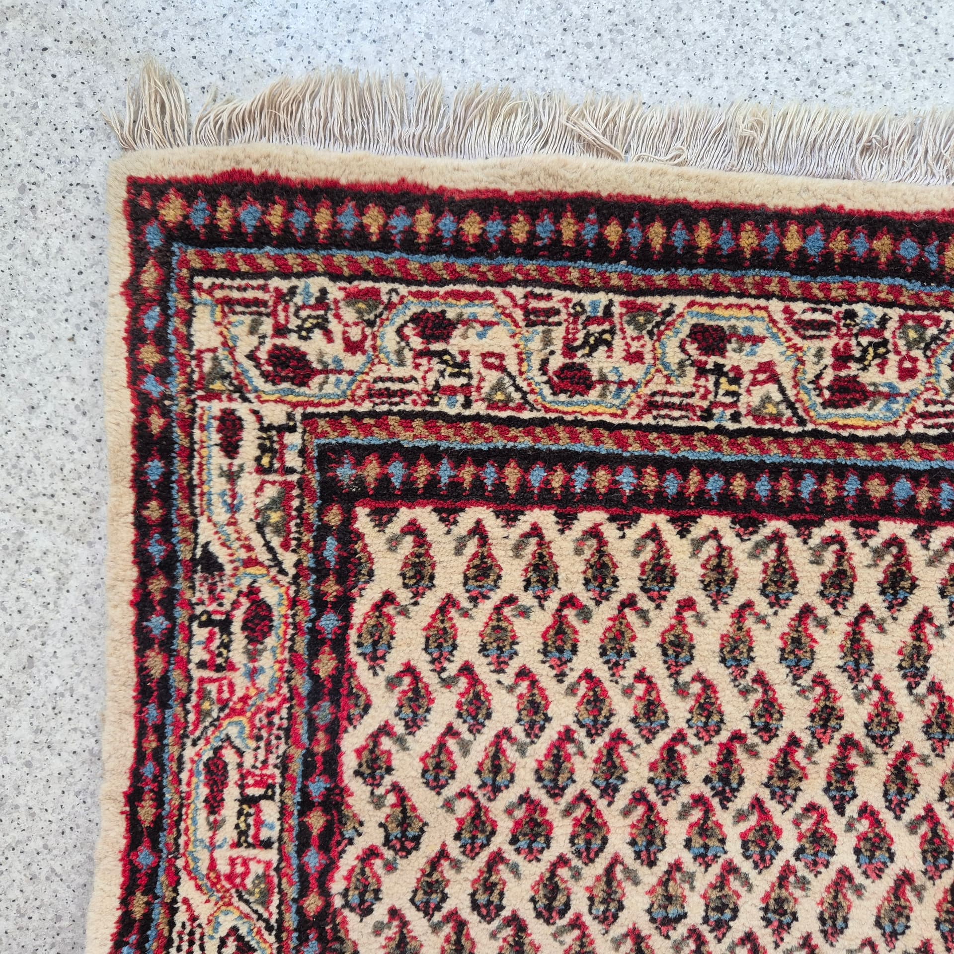 Runner Saruq Mir 400x77 cm, beige wool, 1980s. - 388751