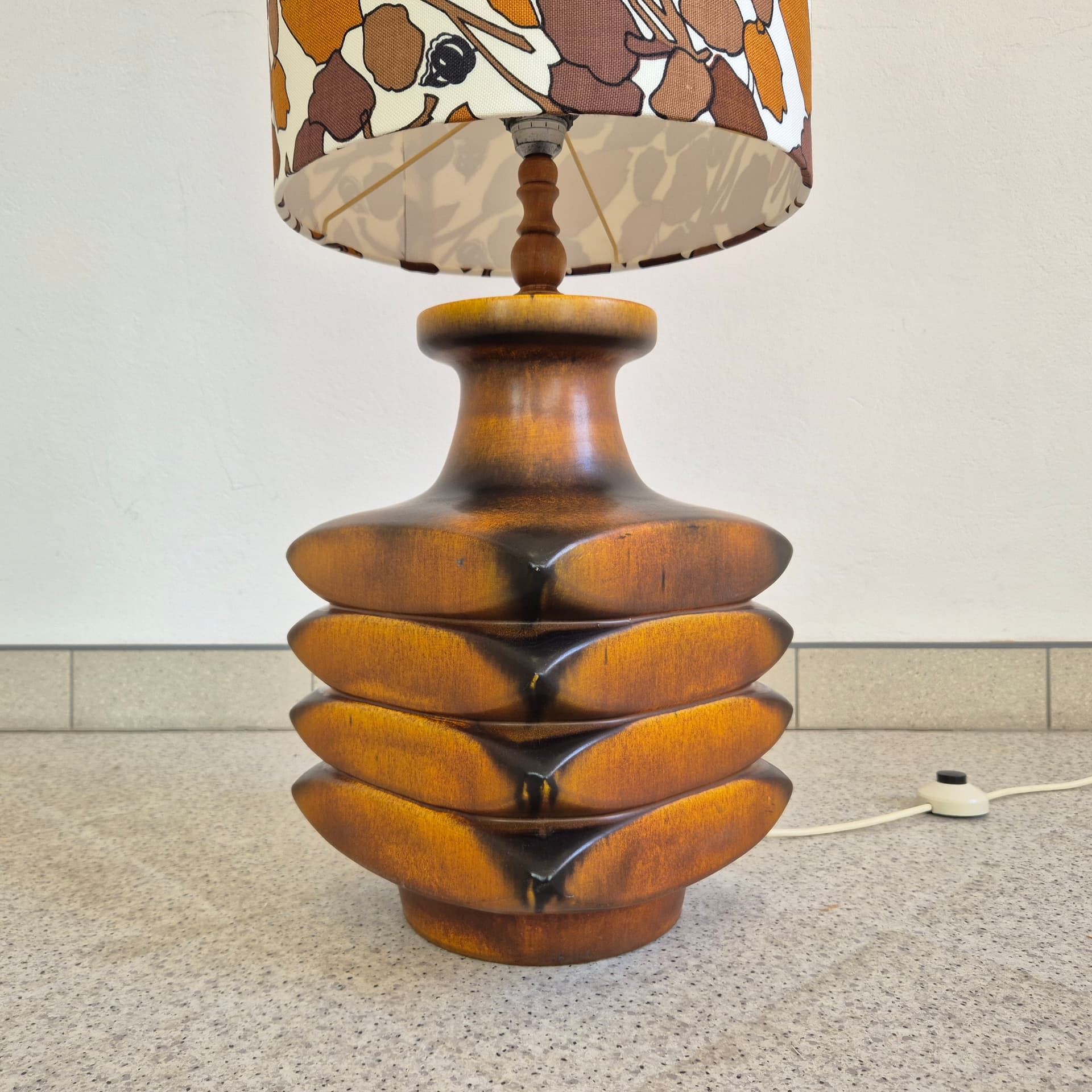 Floor lamp, brown ceramic, beige fabric, by C. Zalloni, Germany, 1960s. - 388776