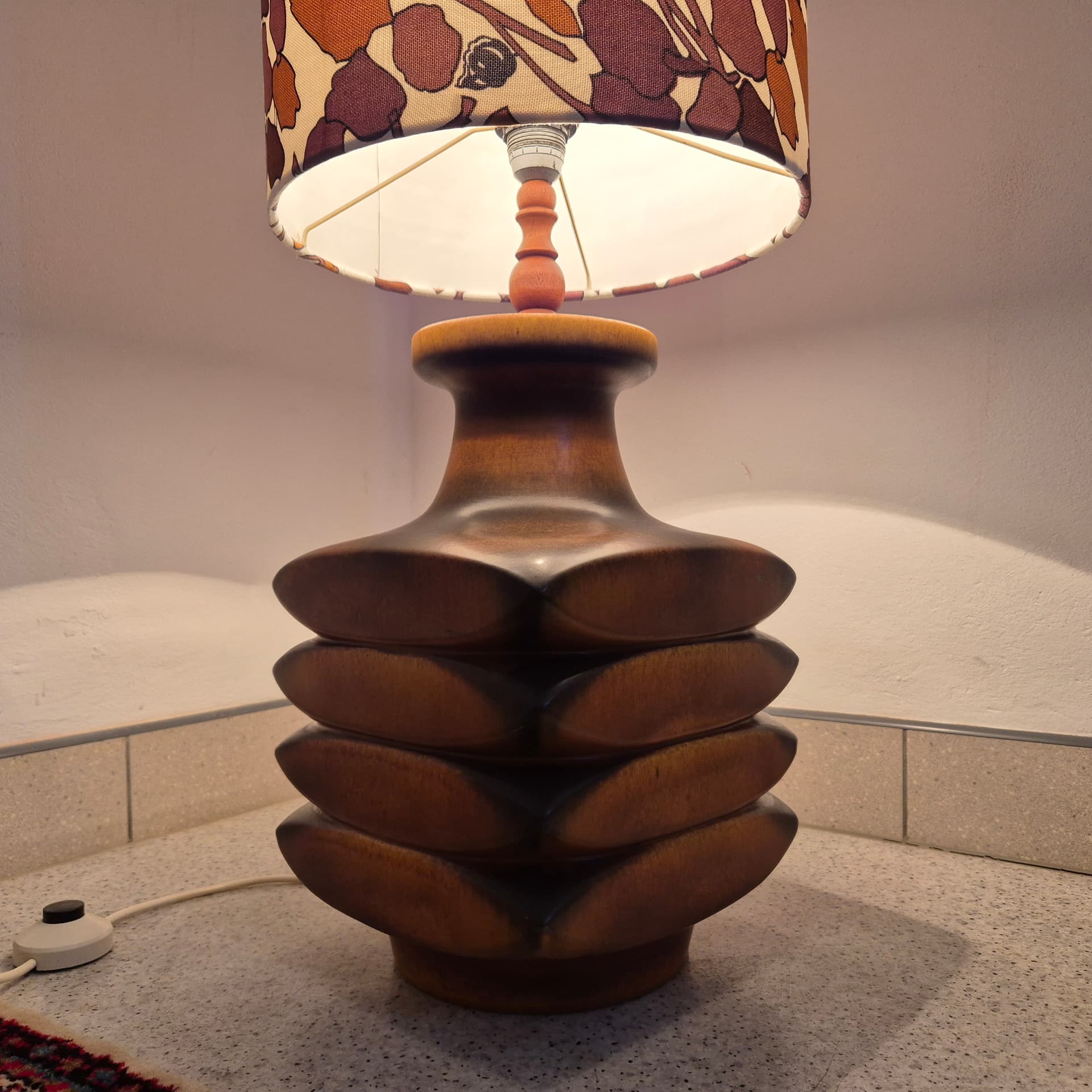 Floor lamp, brown ceramic, beige fabric, by C. Zalloni, Germany, 1960s. - 388786