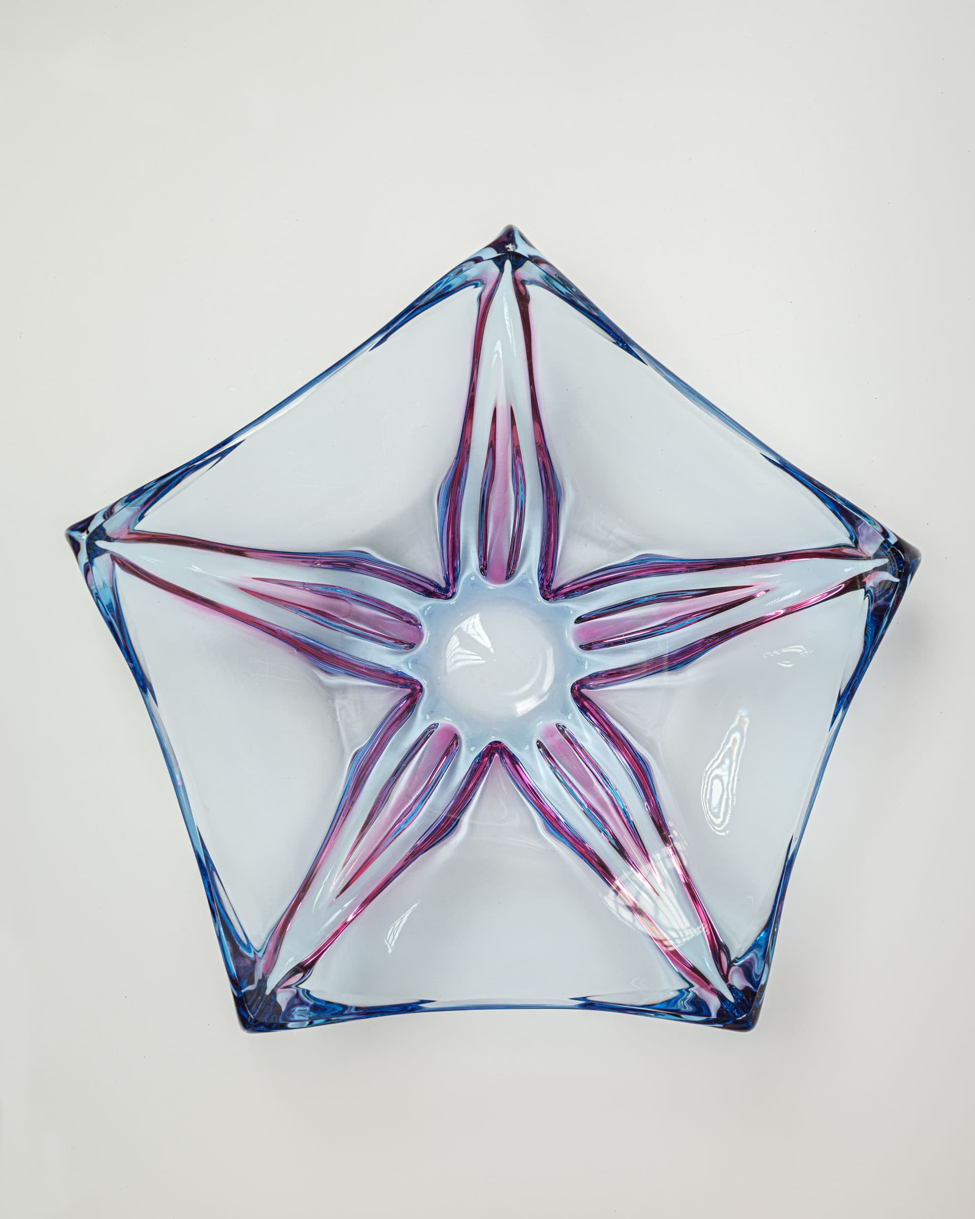 Bowl Starfish, blue violet pink clear glass, by W. Mika, Moser, Czechoslovakia, 1970s - 389162