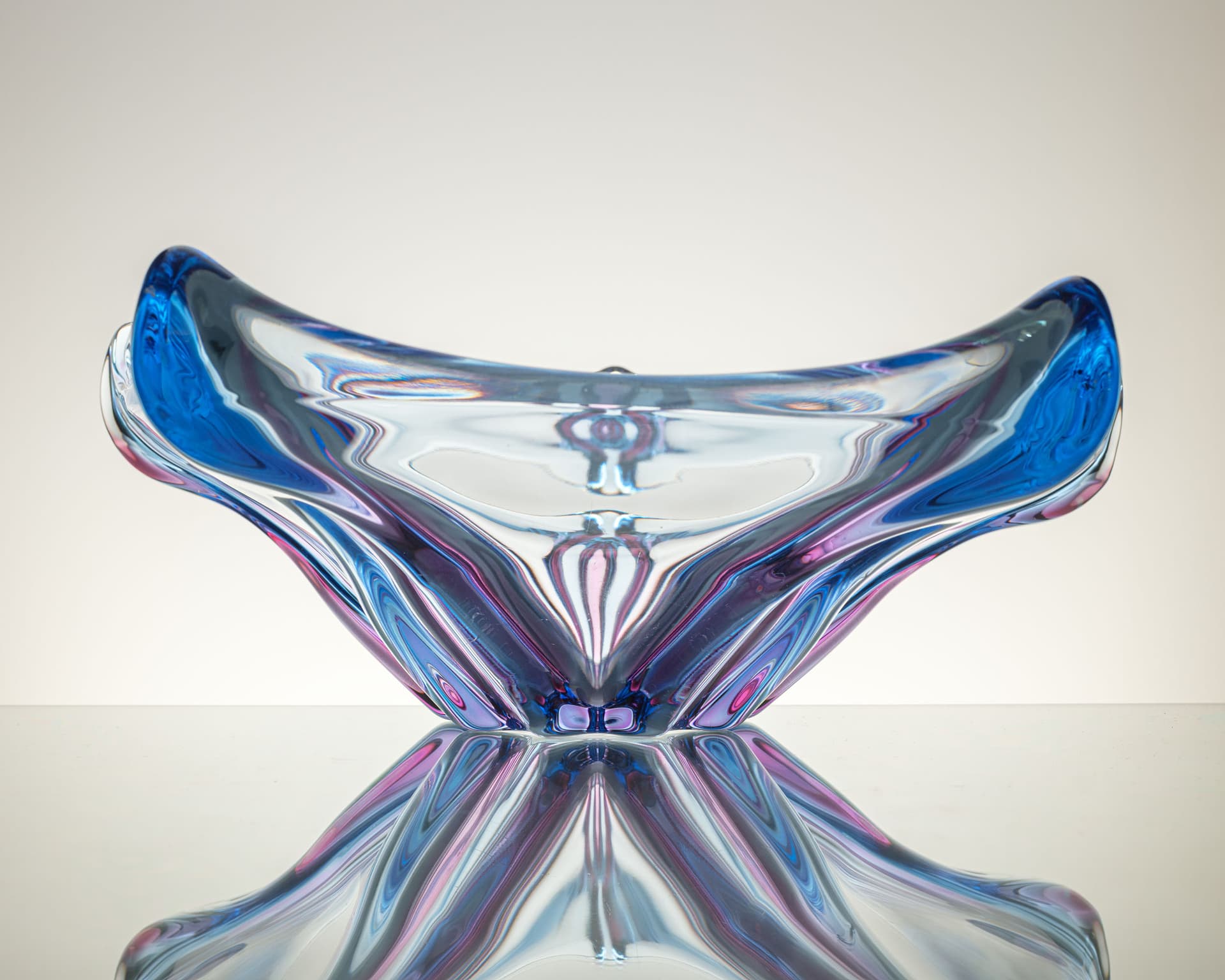 Bowl Starfish, blue violet pink clear glass, by W. Mika, Moser, Czechoslovakia, 1970s - 389161