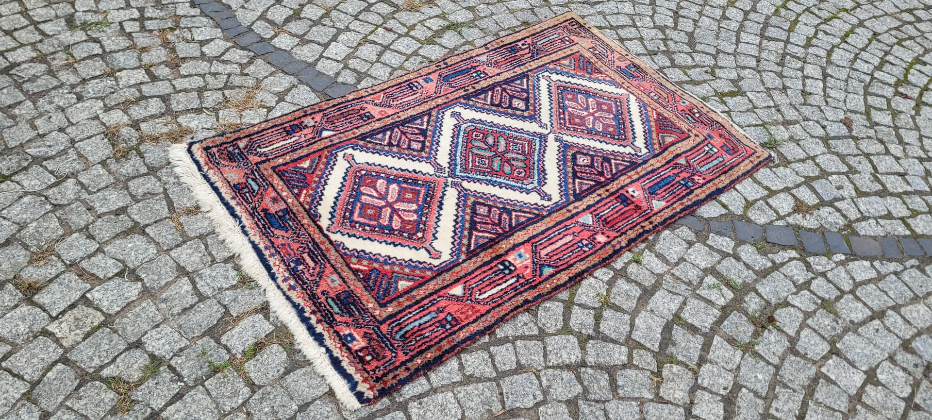 Rug Hamadan, 80x134 cm, red wool, white cotton, Iran, early 20th c. - 389781