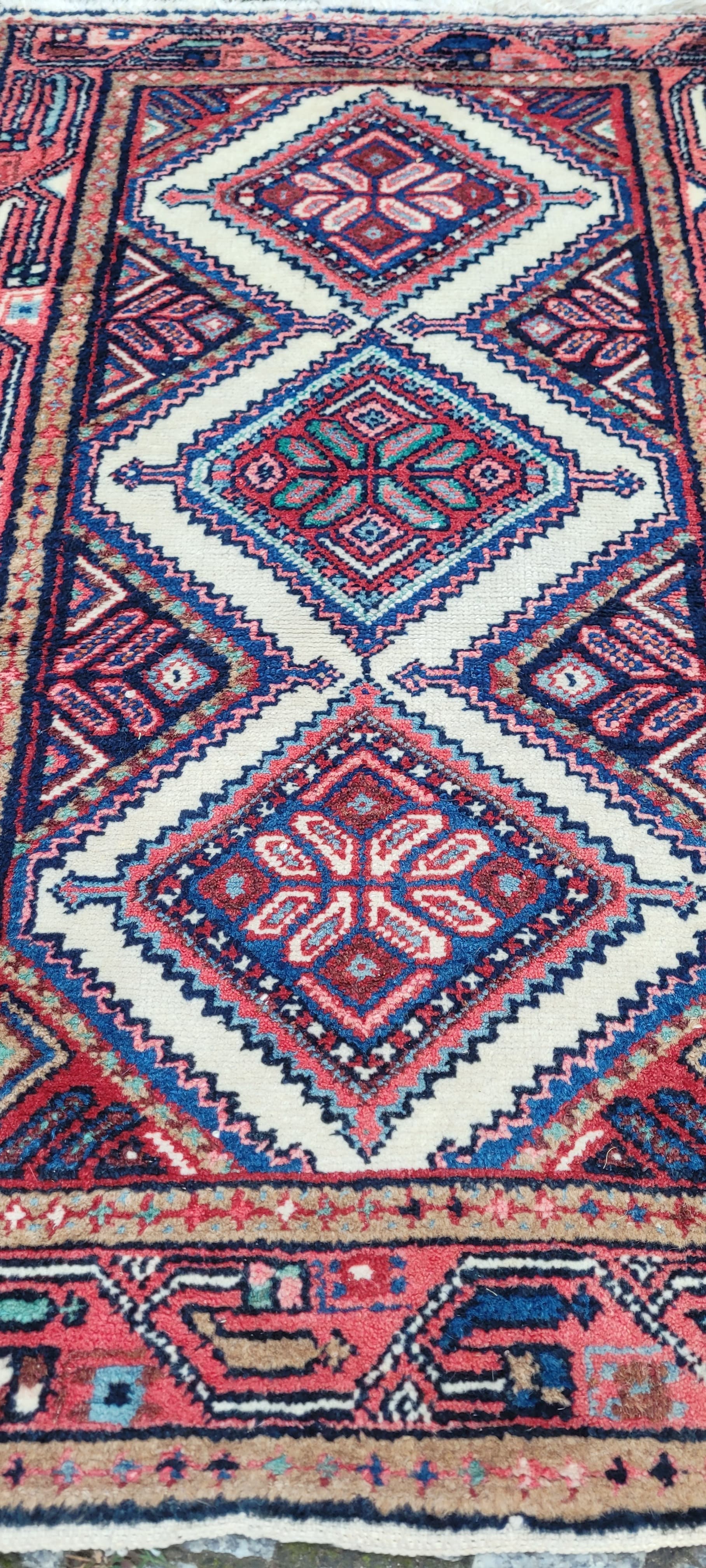 Rug Hamadan, 80x134 cm, red wool, white cotton, Iran, early 20th c. - 389775