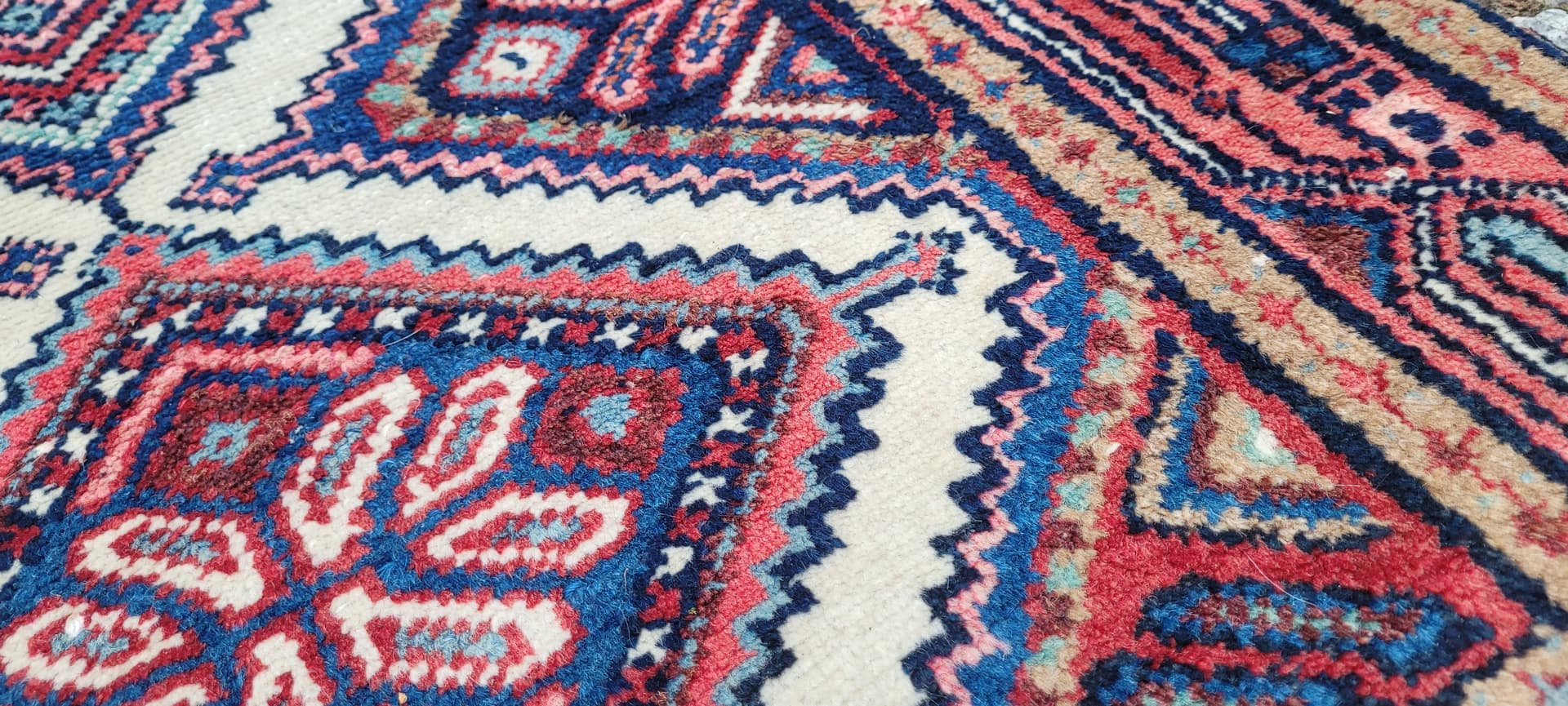 Rug Hamadan, 80x134 cm, red wool, white cotton, Iran, early 20th c. - 389771