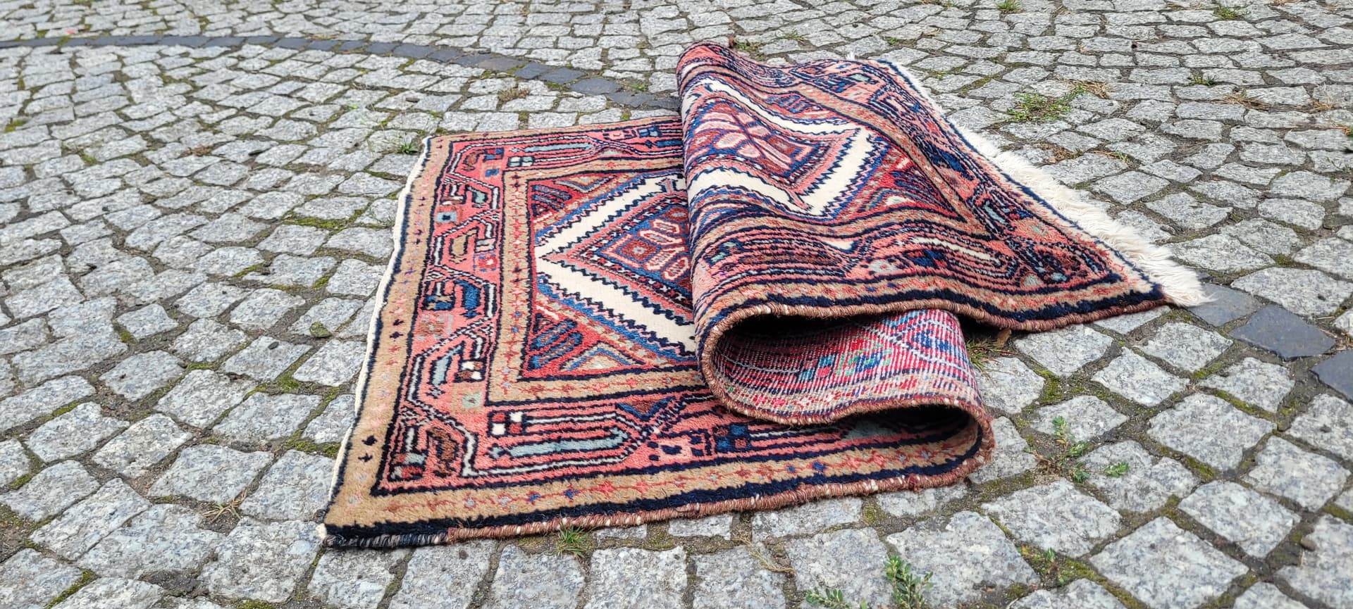 Rug Hamadan, 80x134 cm, red wool, white cotton, Iran, early 20th c. - 389774