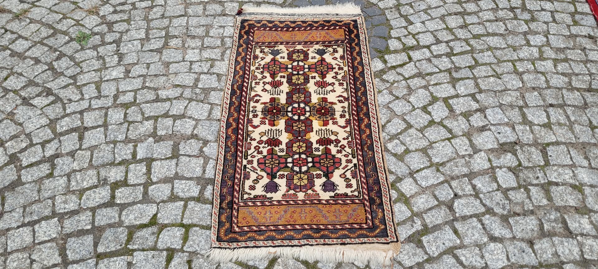 Dywan anatolijski 110x52 cm, beżowy, wełna, Turcja, lata 70. - 389808