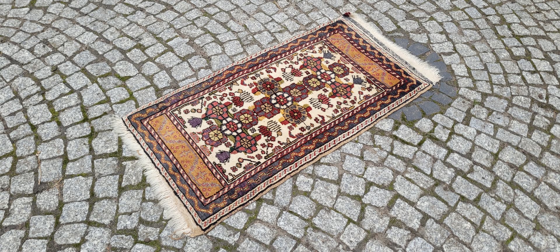 Dywan anatolijski 110x52 cm, beżowy, wełna, Turcja, lata 70. - 389811