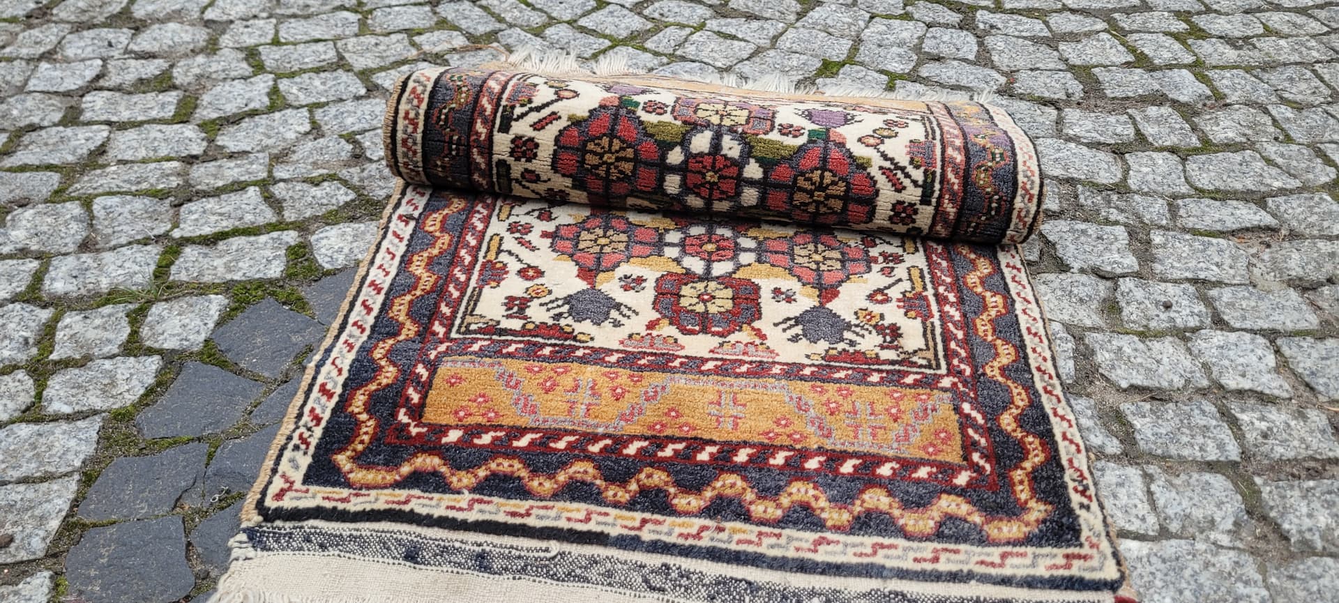Dywan anatolijski 110x52 cm, beżowy, wełna, Turcja, lata 70. - 389810