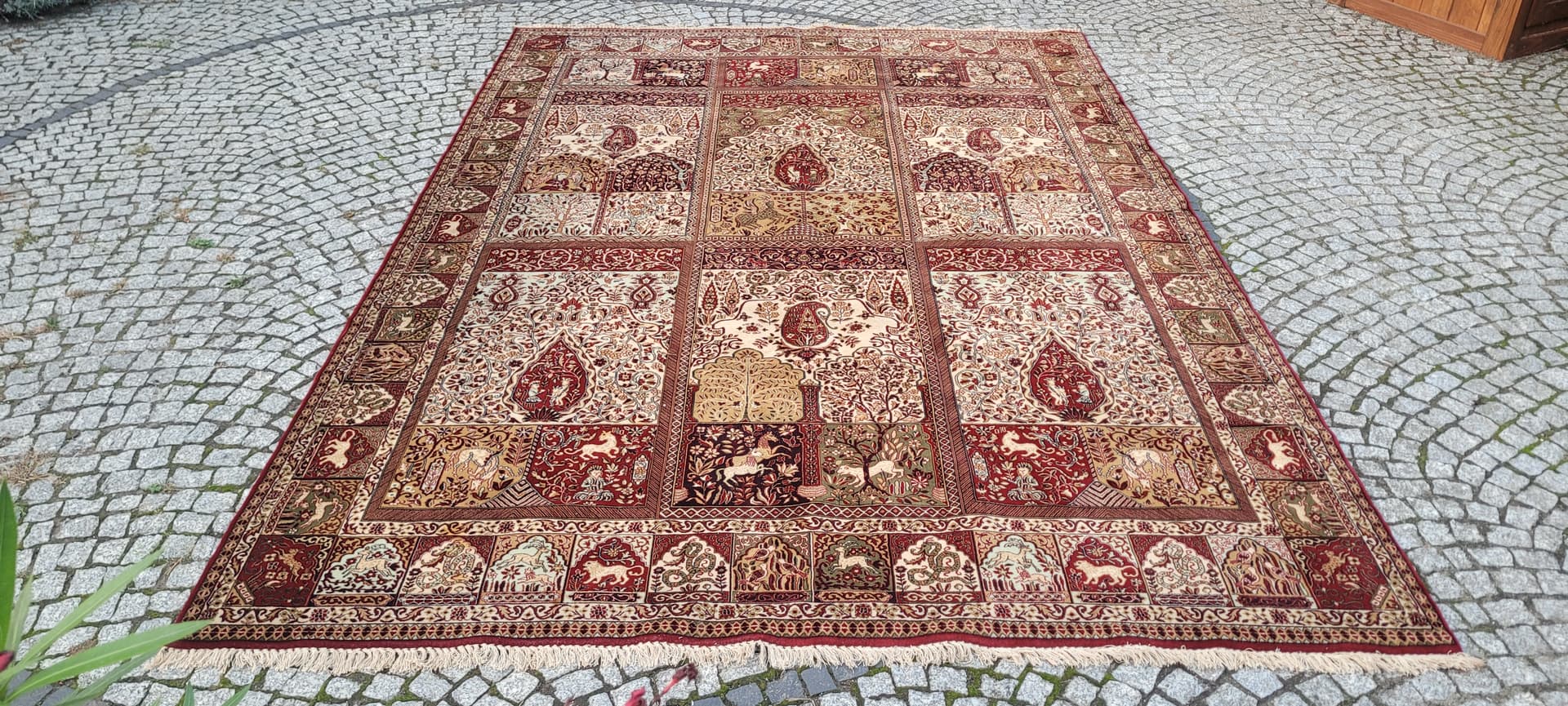 Persian rug, 245x350 cm, red multicolor, wool - 389976