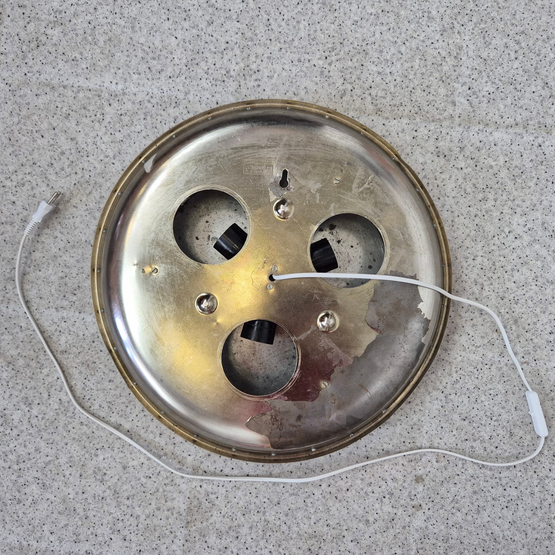 Illuminated wall mirror, silver metal, clear crystal, Austria, 1960s. - 390020