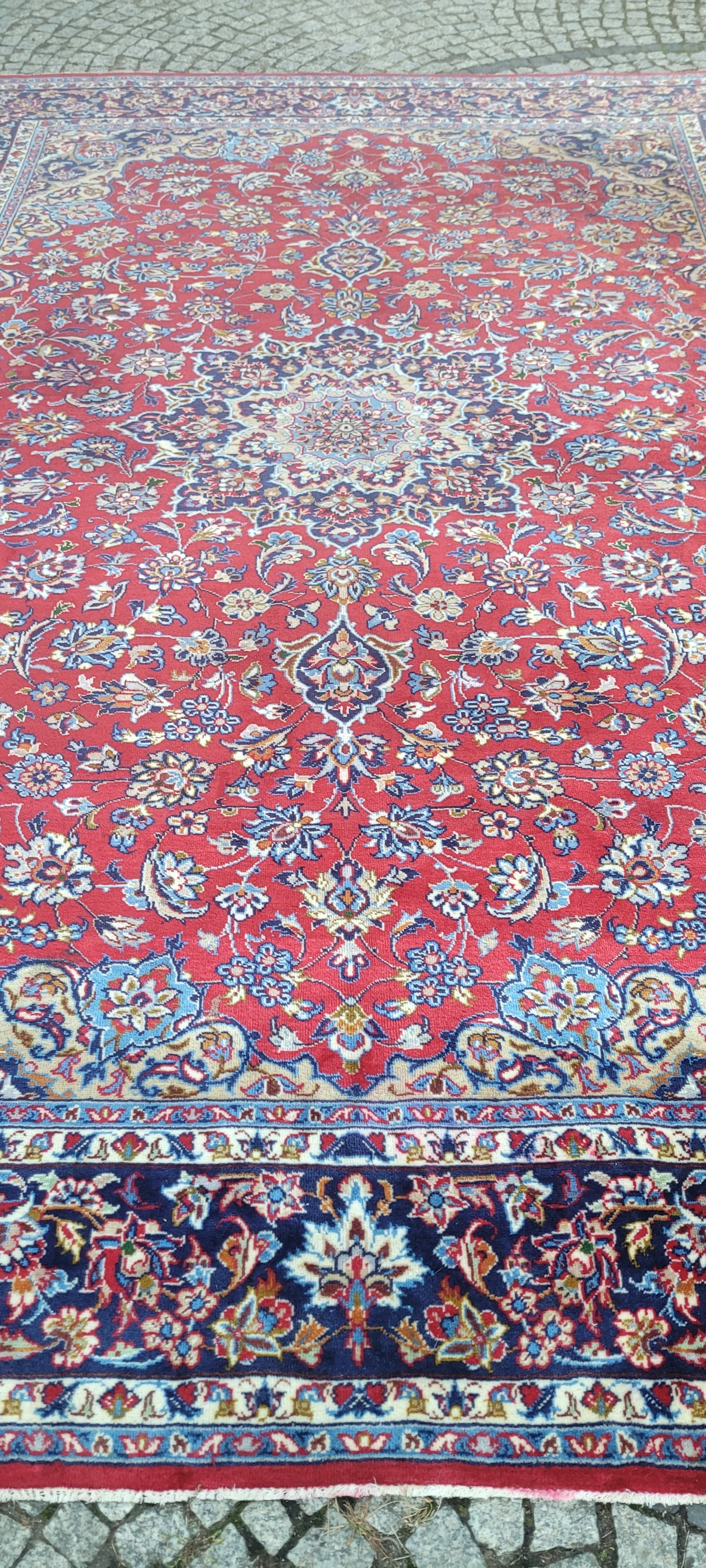 Rug Keshan, 260x360 cm, red blue, wool cotton, Iran, 1970s. - 390029