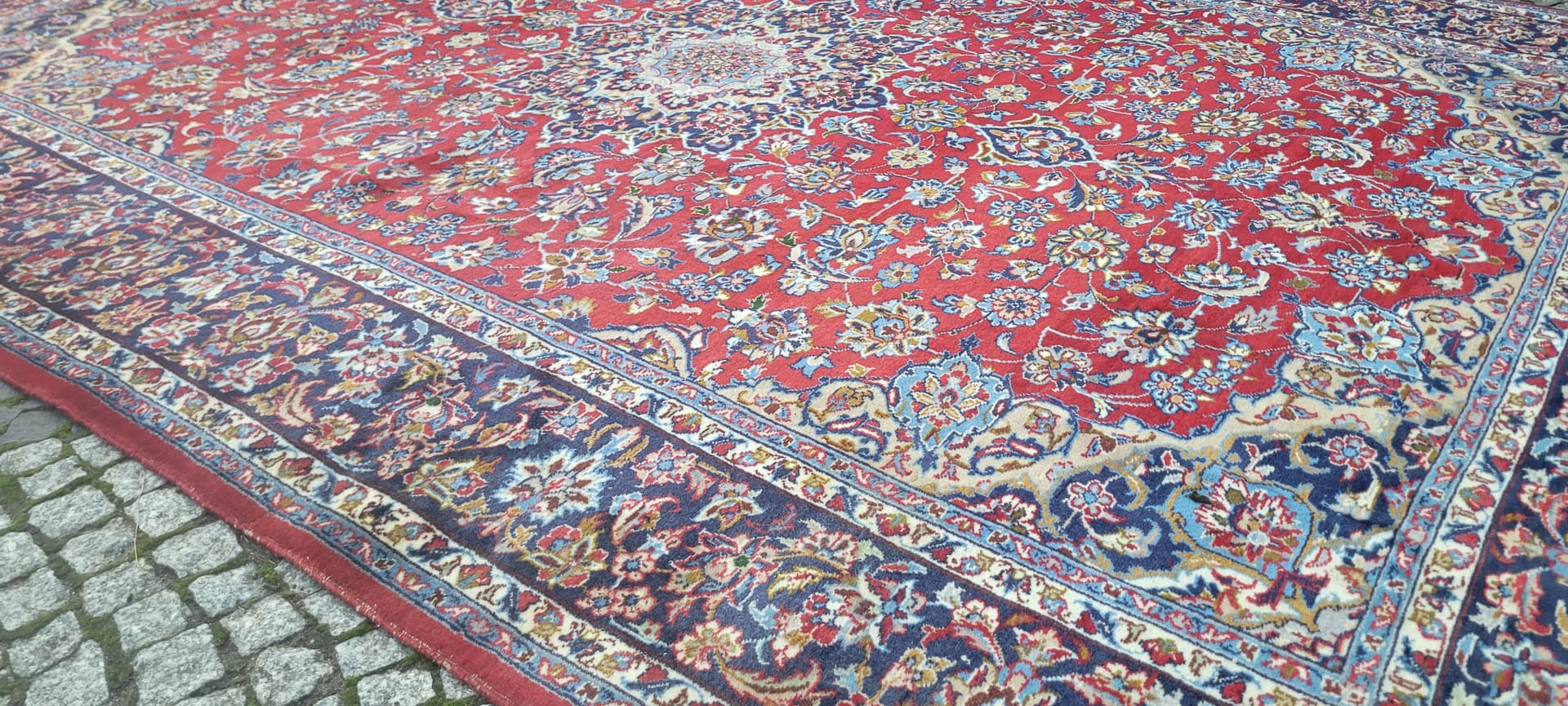 Rug Keshan, 260x360 cm, red blue, wool cotton, Iran, 1970s. - 390034