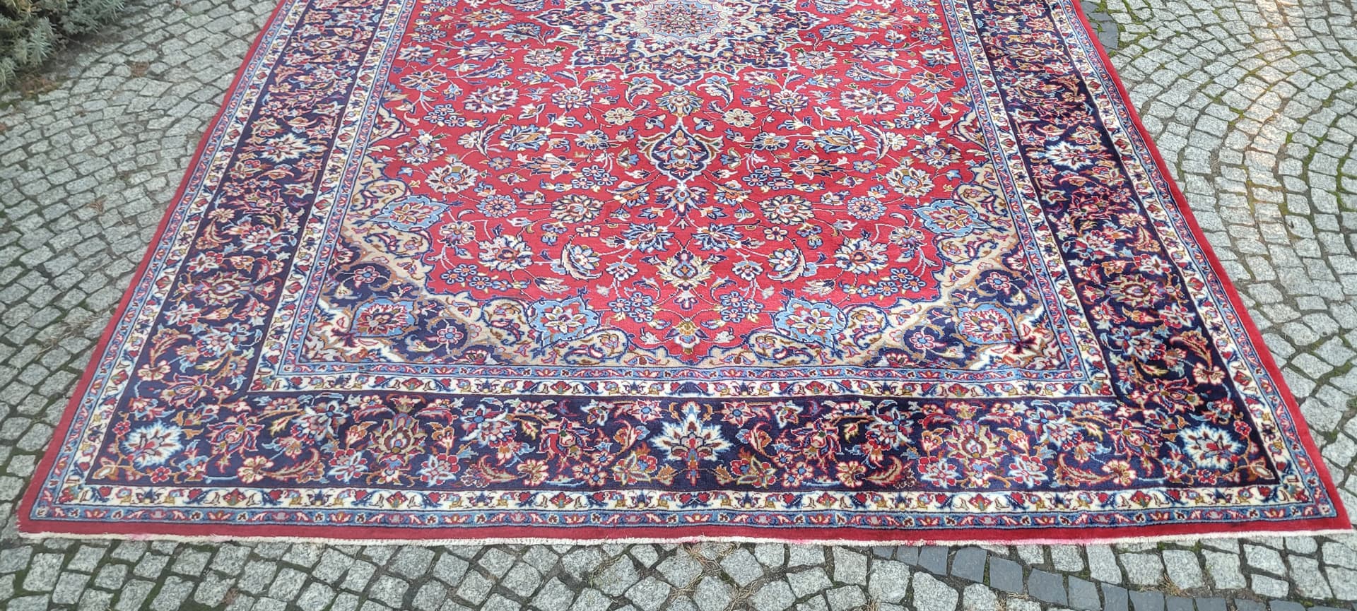 Rug Keshan, 260x360 cm, red blue, wool cotton, Iran, 1970s. - 390037