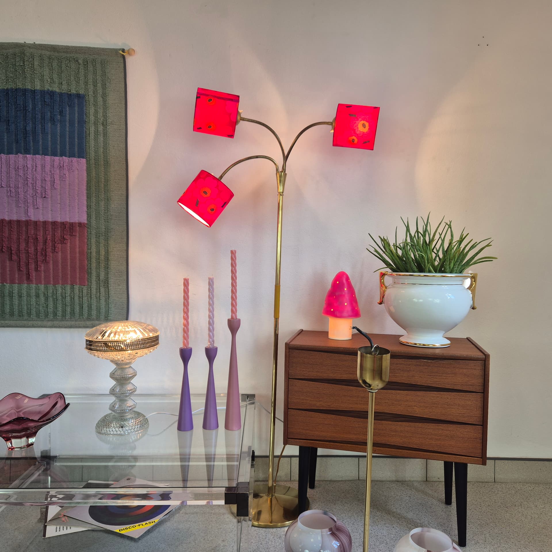 Floor lamp, Marimekko Unikko, brass gold, pink fabric, Germany, 1960s. - 390091