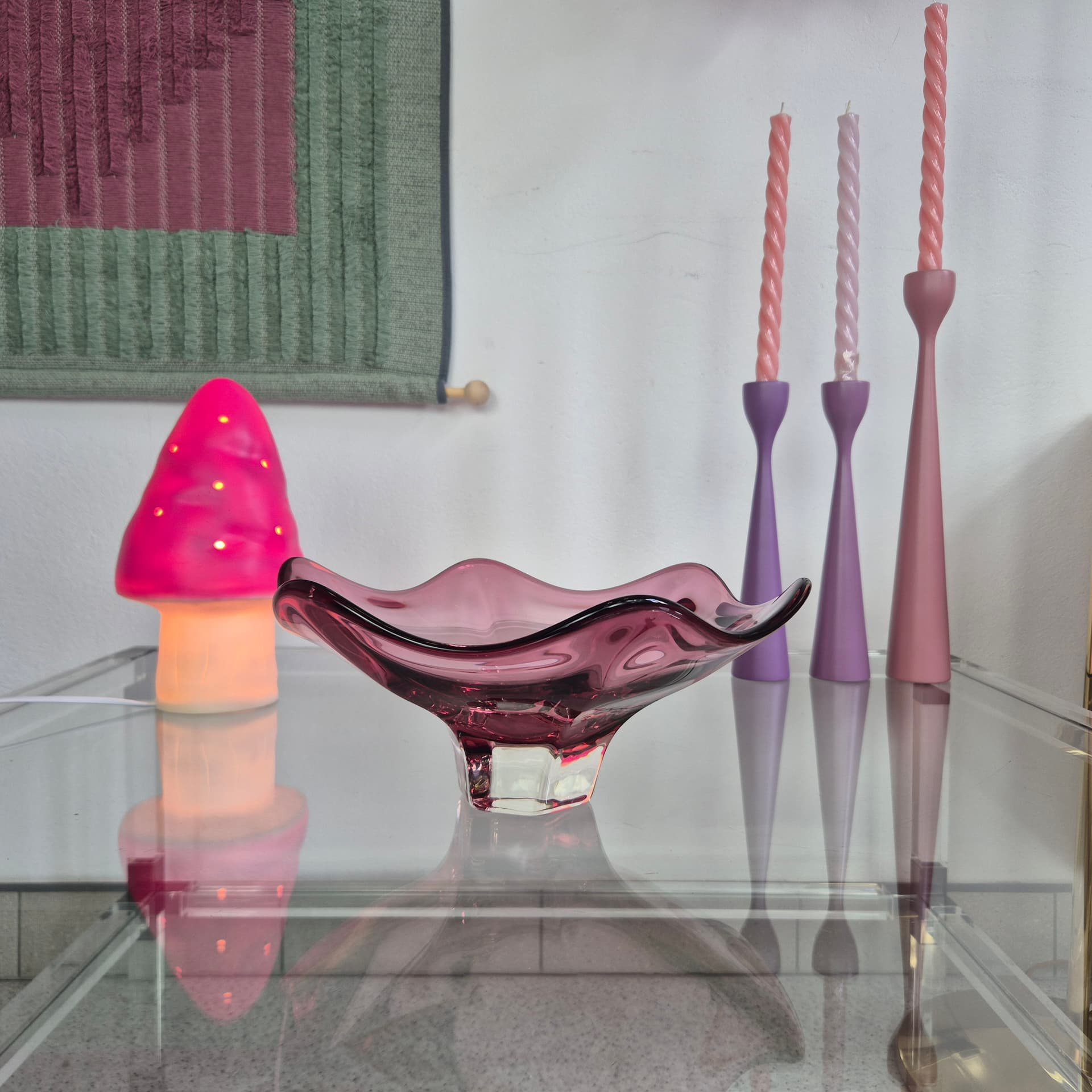 Decorative centerpiece, pink transparent glass, Czechoslovakia, 1970s. - 390149