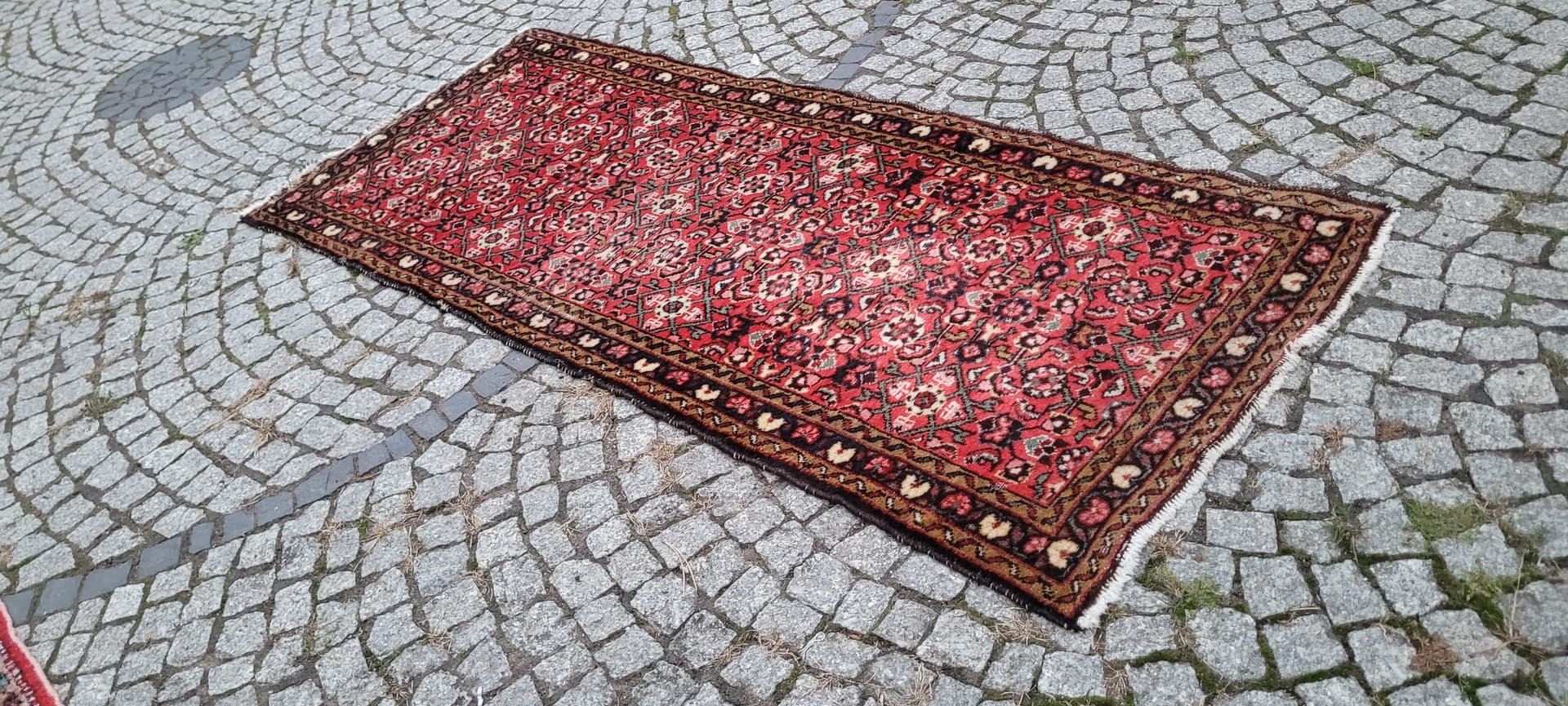 Runner Hamadan, 85x206 cm, red, wool, Iran, early 20th c. - 390174