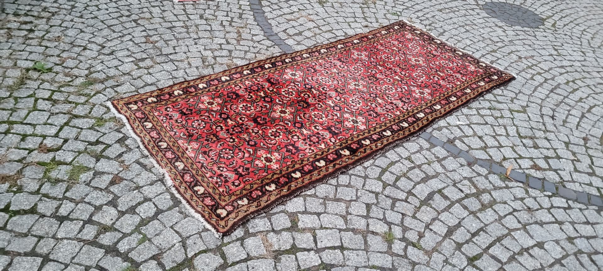 Runner Hamadan, 85x206 cm, red, wool, Iran, early 20th c. - 390176