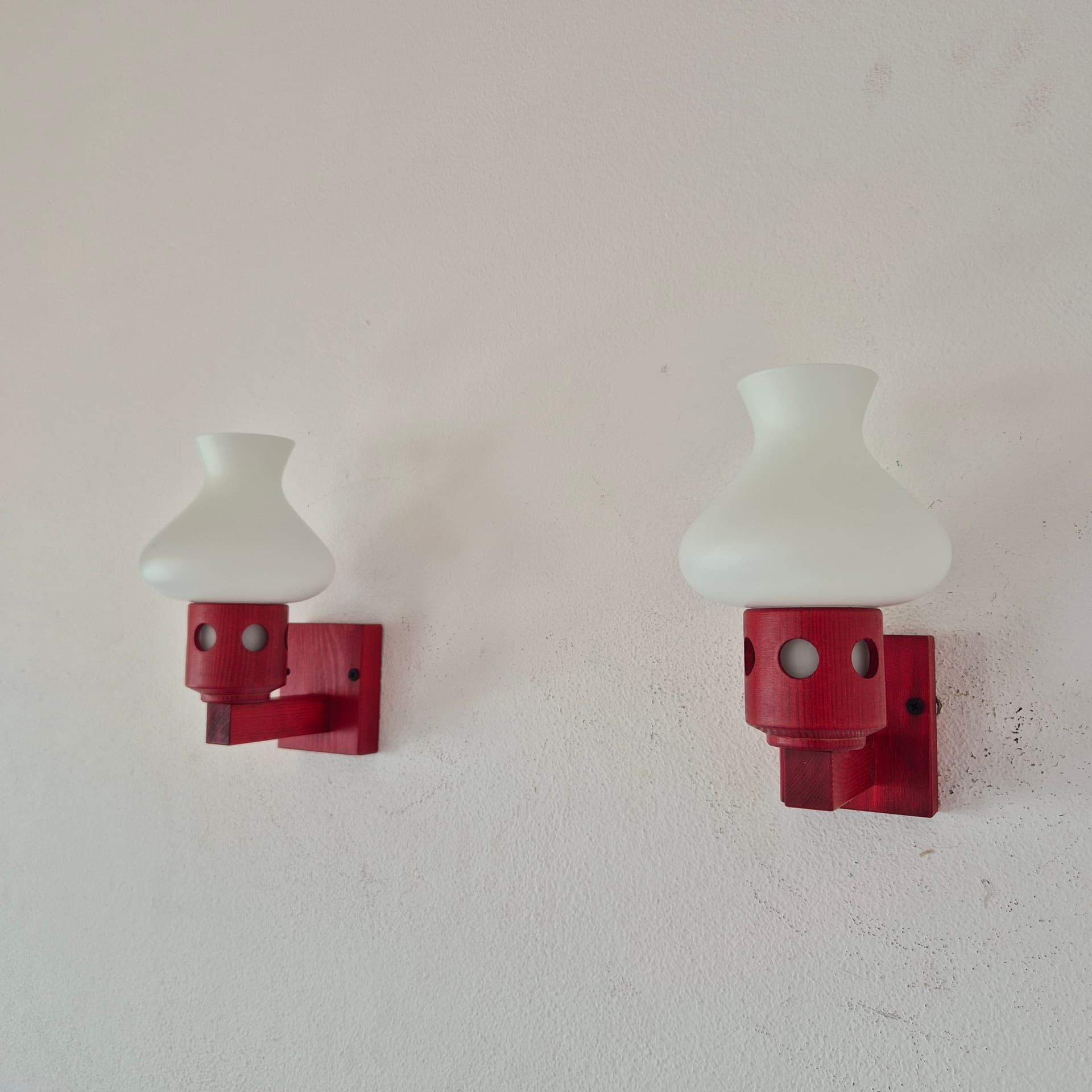 Pair of wall sconces, red wood, white glass, Vitrika, Denmark, 1960s. - 390330